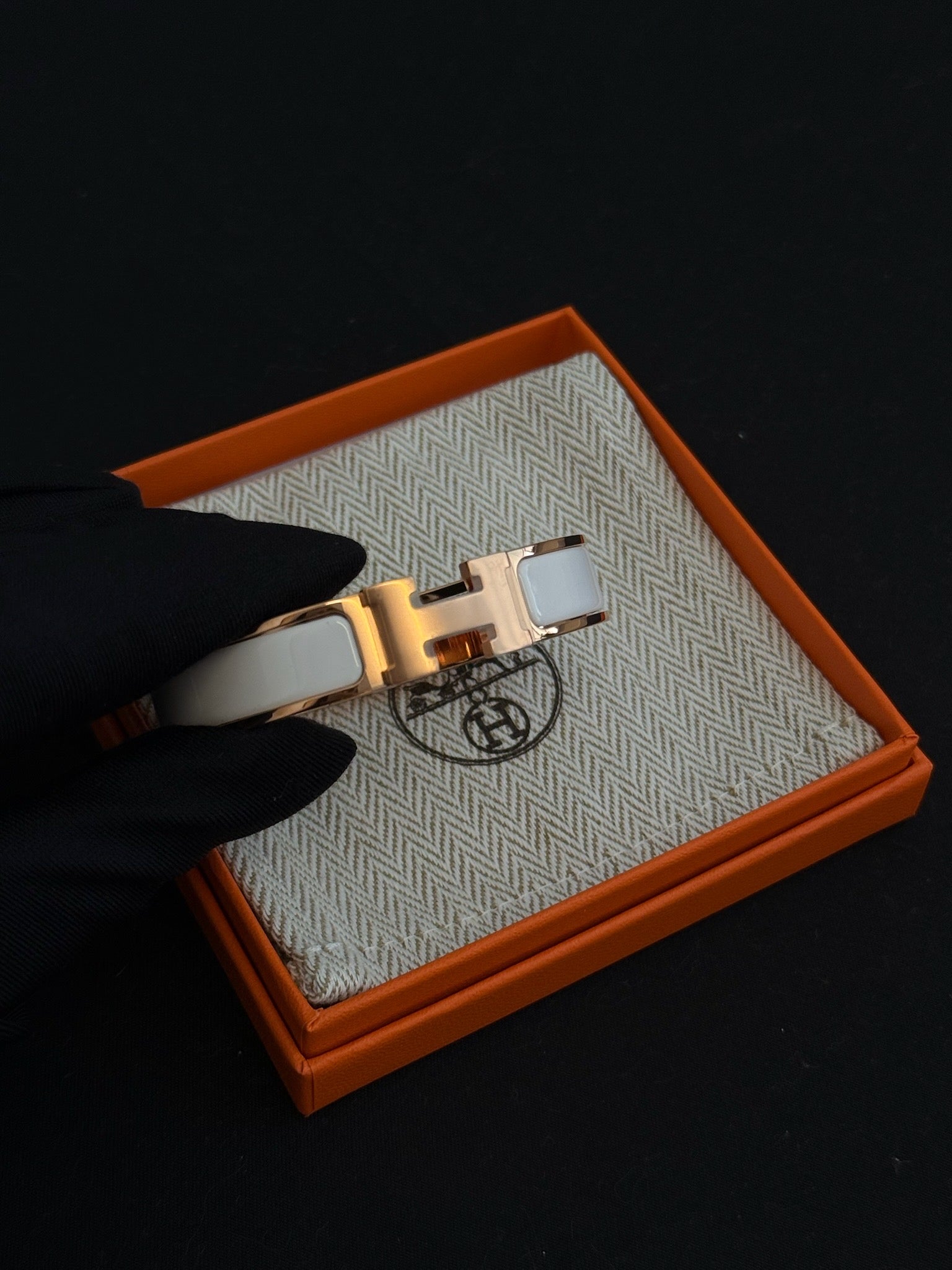 Hermes Clic H Bracelet Blanc image 1