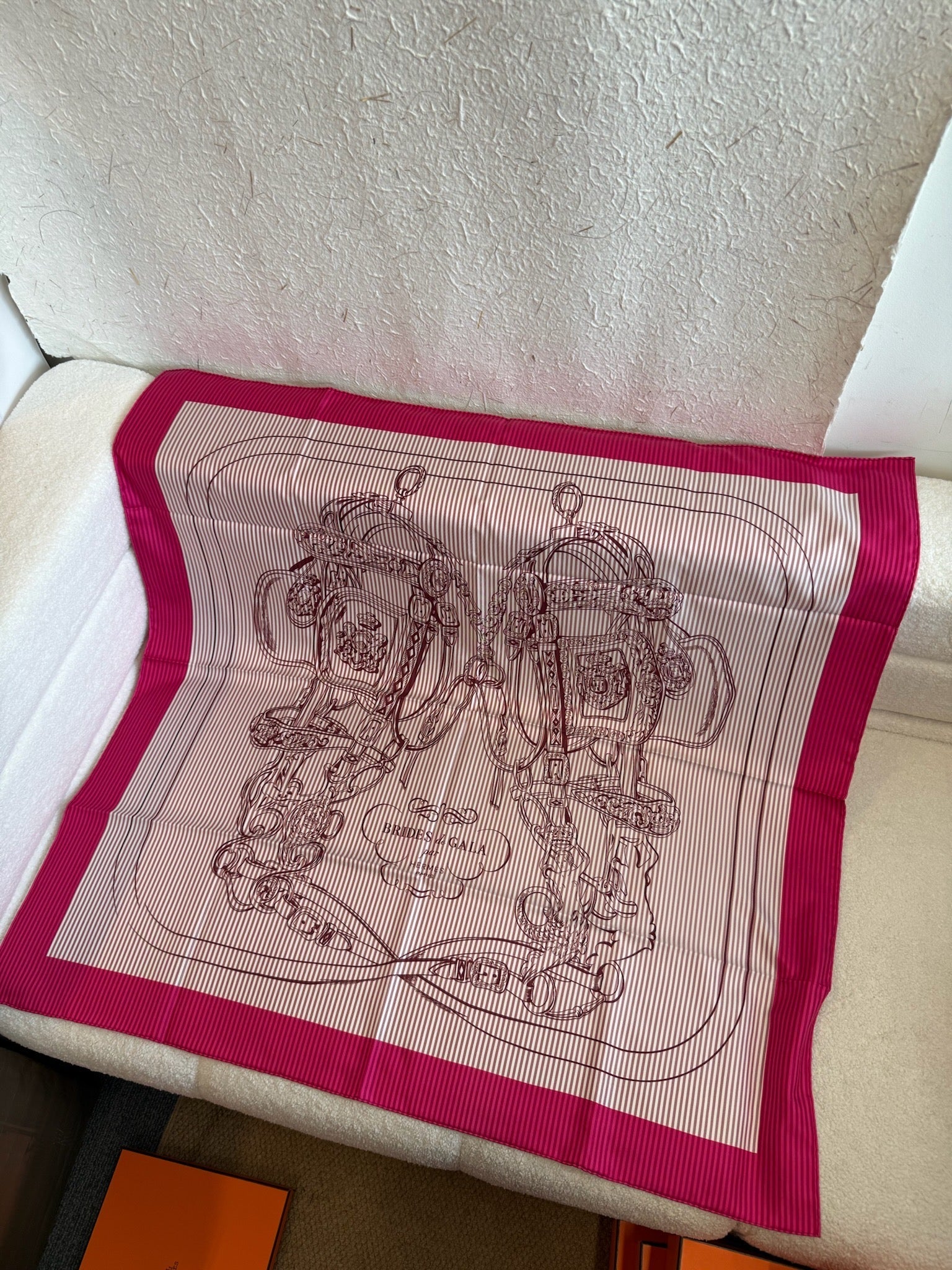 Hermès Carré 90 Scarf Brides de Gala Rose Rose / Burgundy image 2