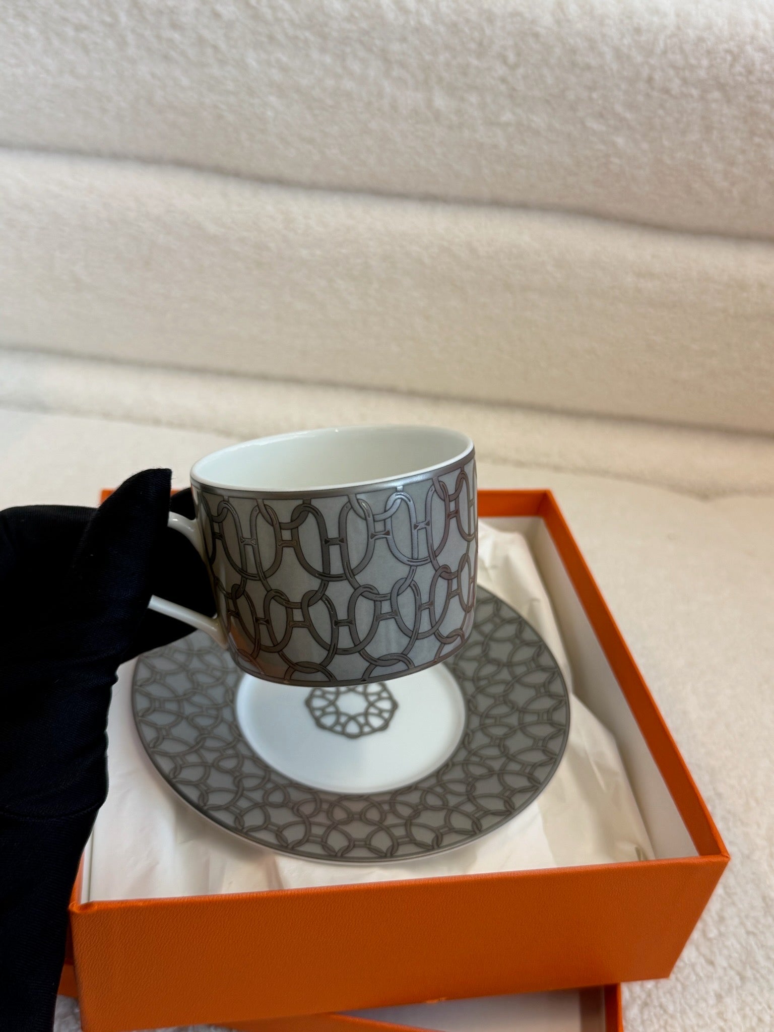 Hermès H Déco Tea Cup and Saucer Grey image 2