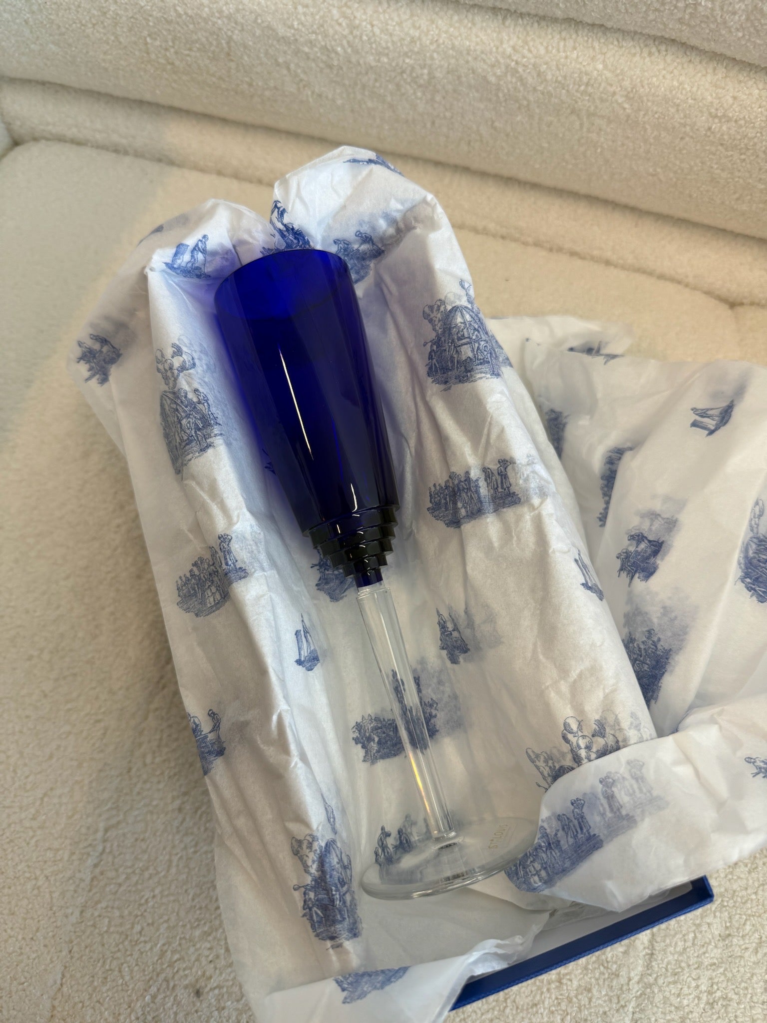 ST LOUIS Blue Champagne Flute image 2