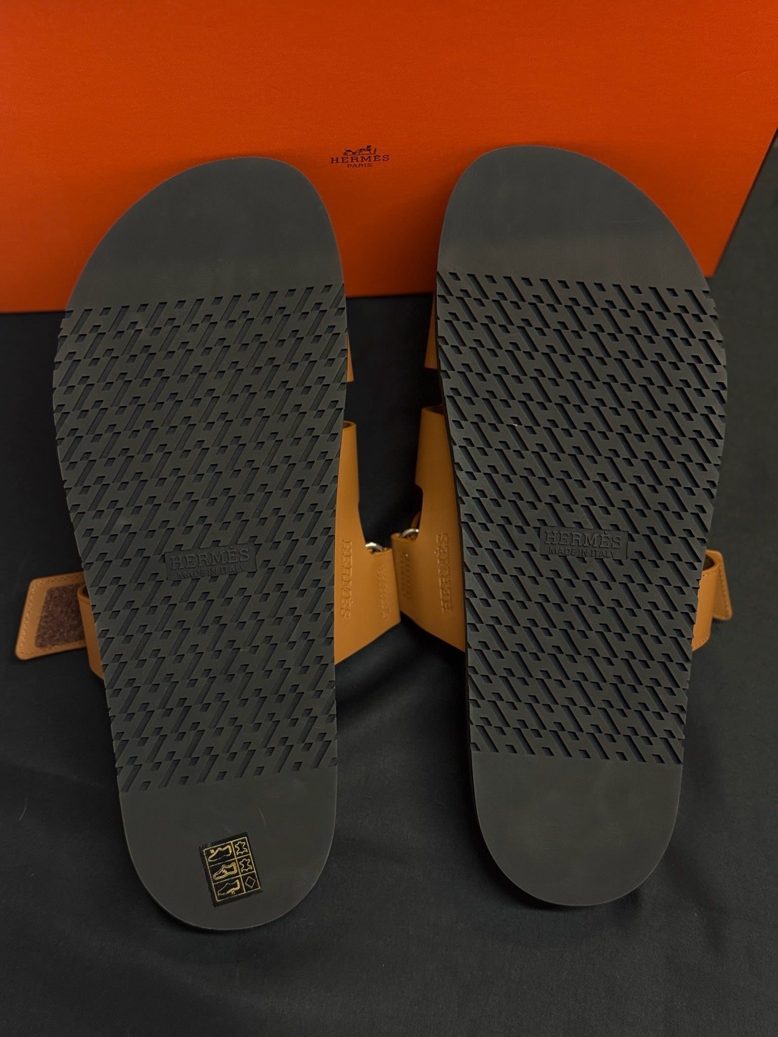 Size EU 46 - Size 46 - Hermès Chypre Sandals - Gold image 2