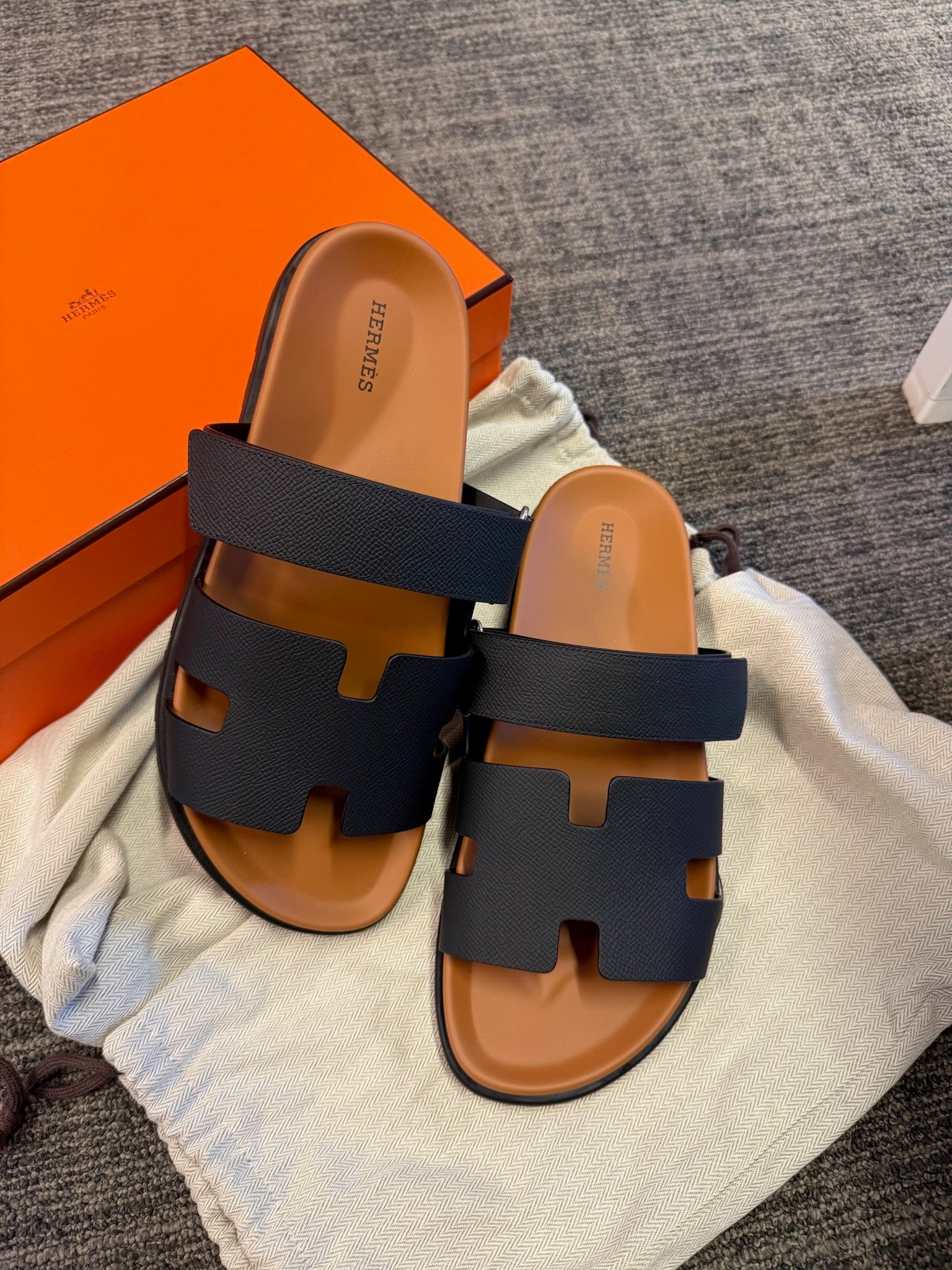 Size 42.5 - Hermès Chypre Sandals - Black & Natural image 2