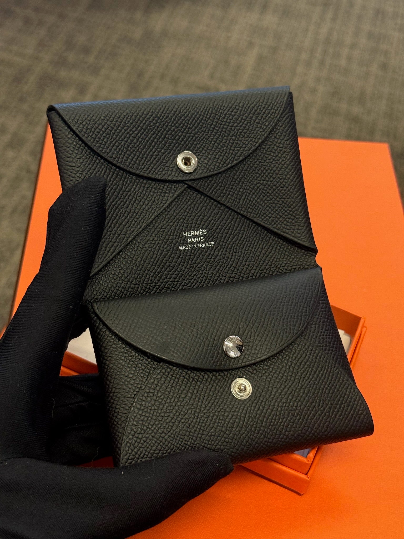 Hermès Calvi Card Holder - Black Epsom image 2
