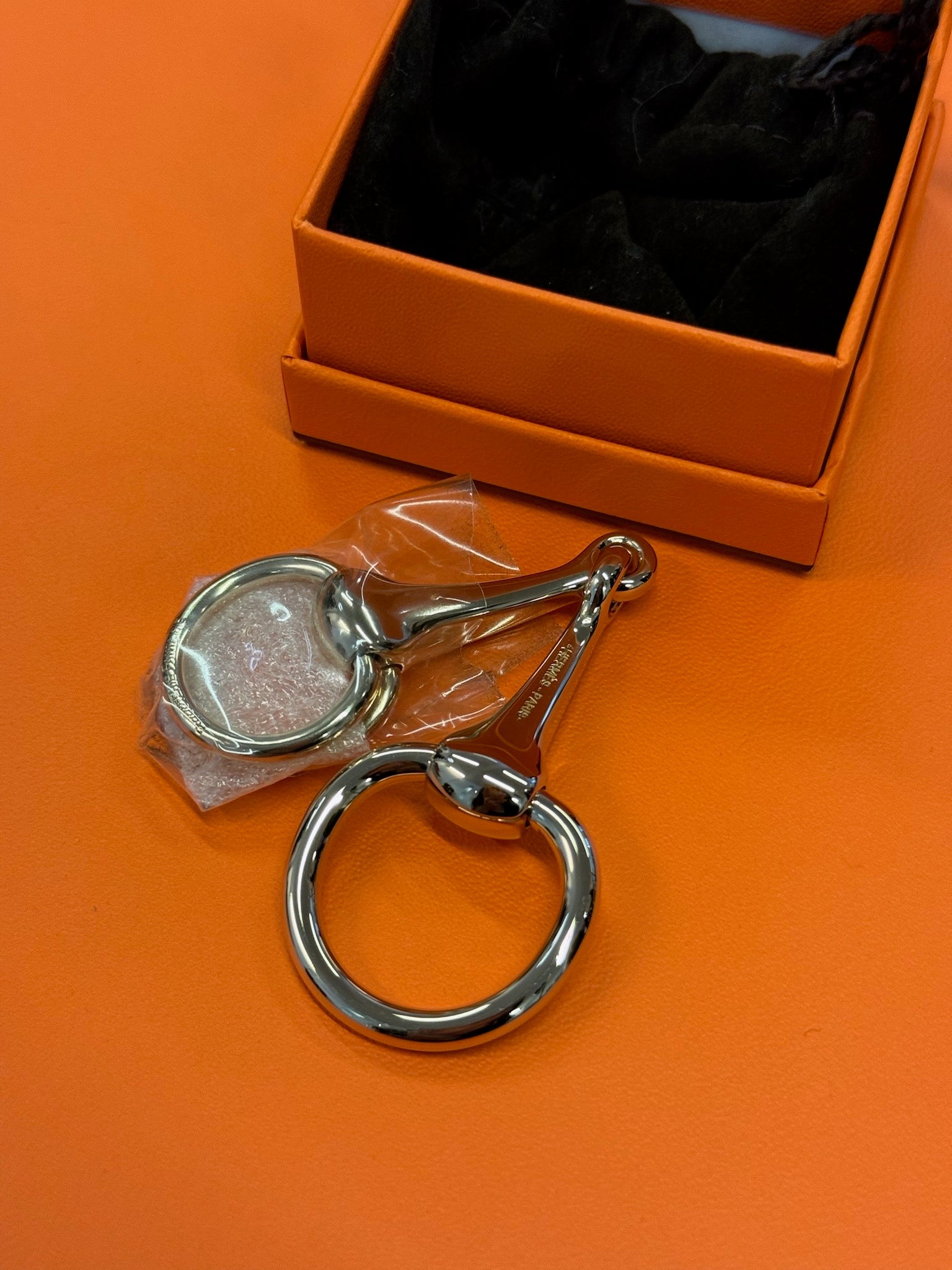 Hermès Mors Horse Bit Key Ring - Silver Tone image 2