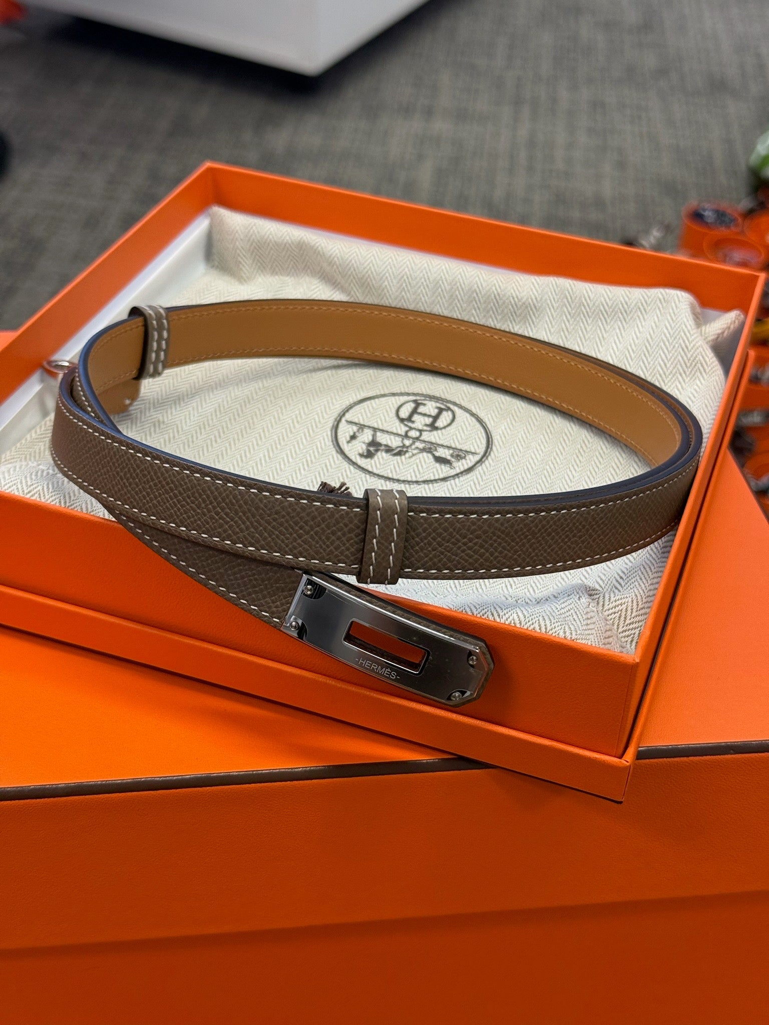 Hermès Leather Belt - Etoupe / Brown image 2
