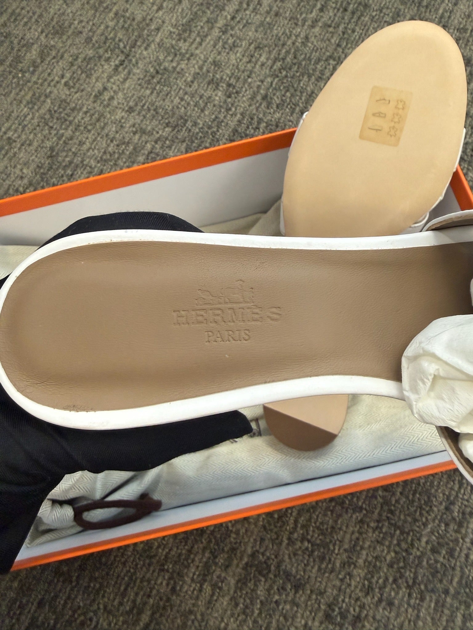 Size 40.5 - Hermès Oasis Sandals - White image 2