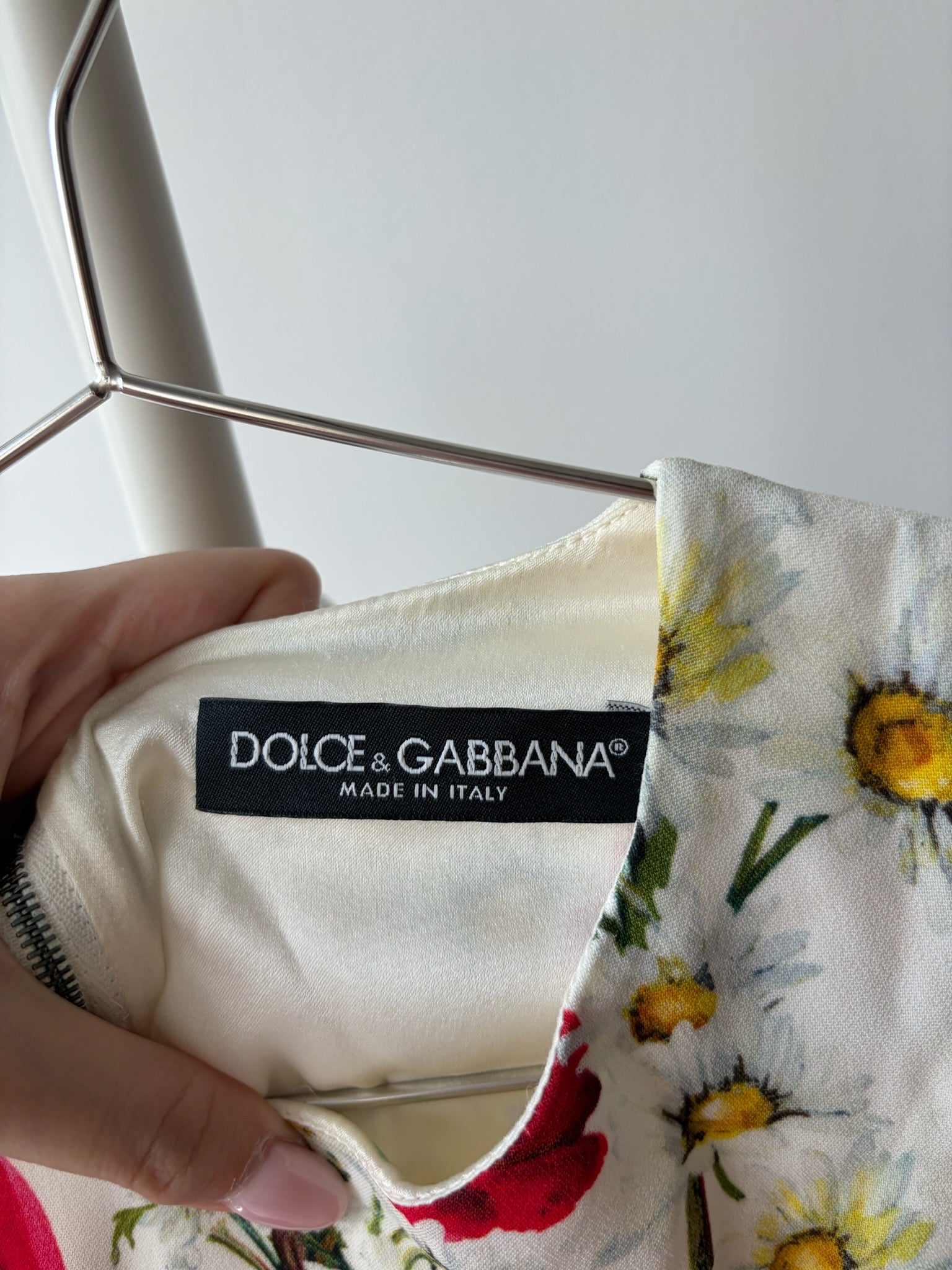 Dolce & Gabbana White Floral Dress image 2