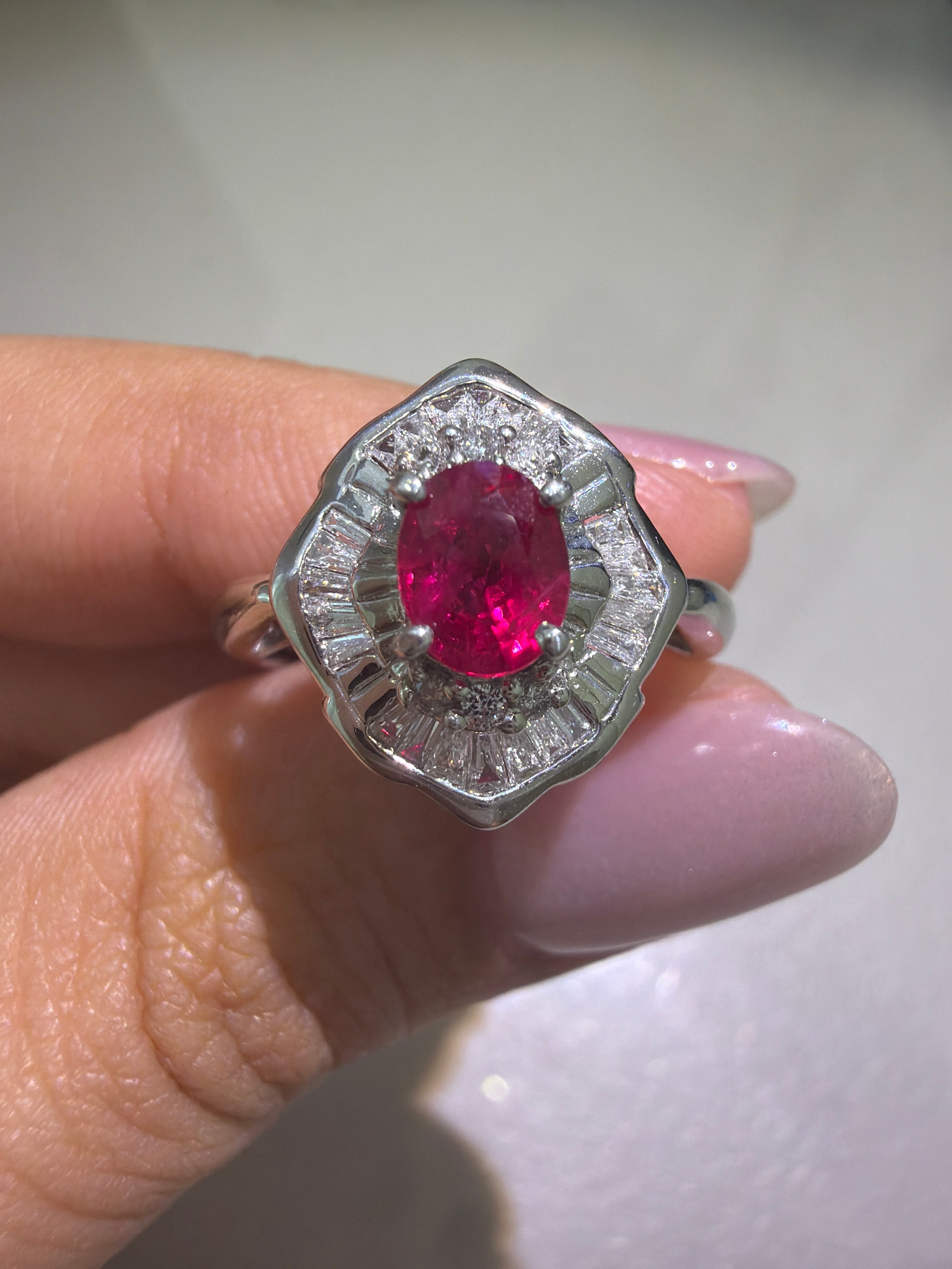 Ruby Ring in Pt900 / R0.71ct / D0.4ct 3480 JJC0620