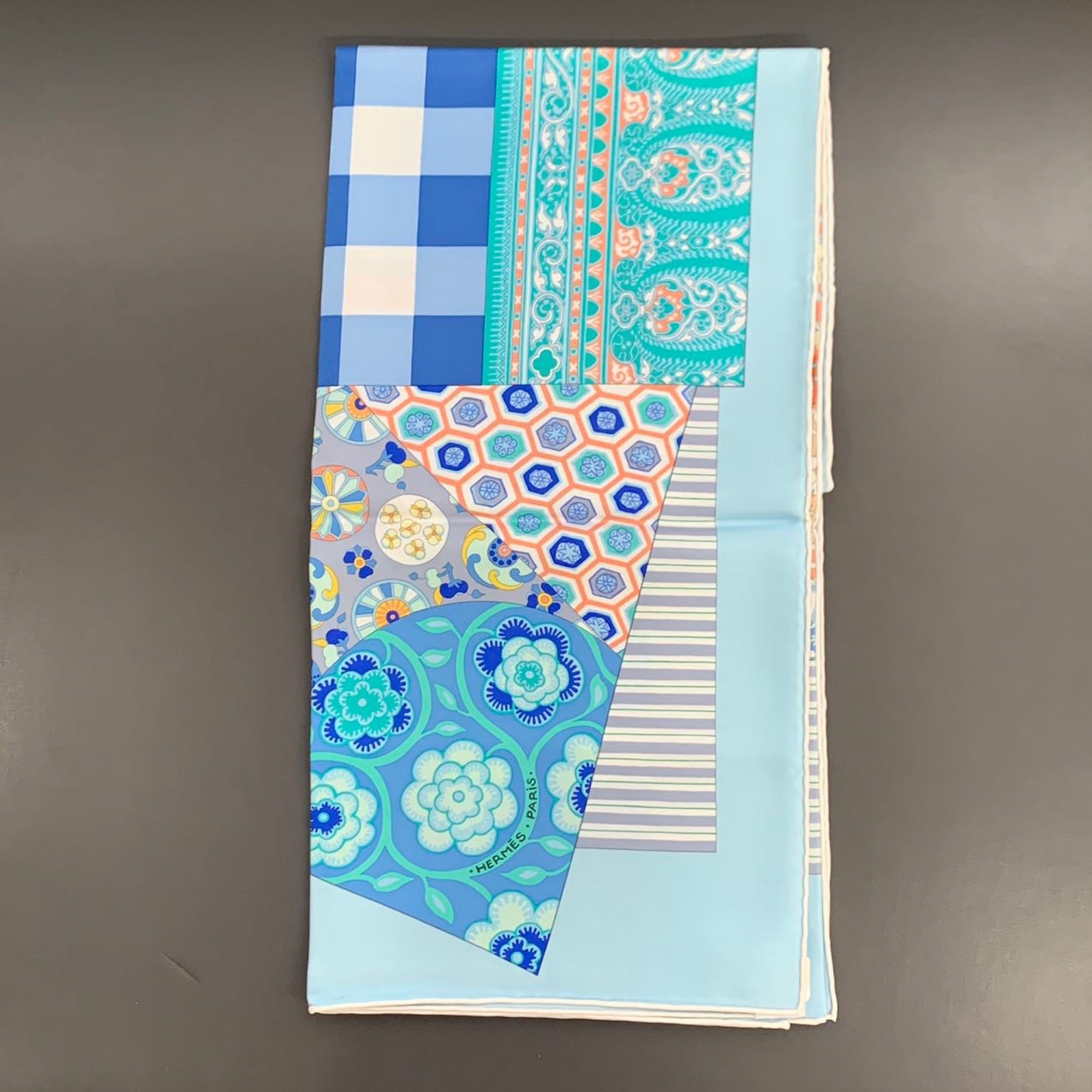 Hermès Carré 90 Scarf La Vie du Grand Air image 3