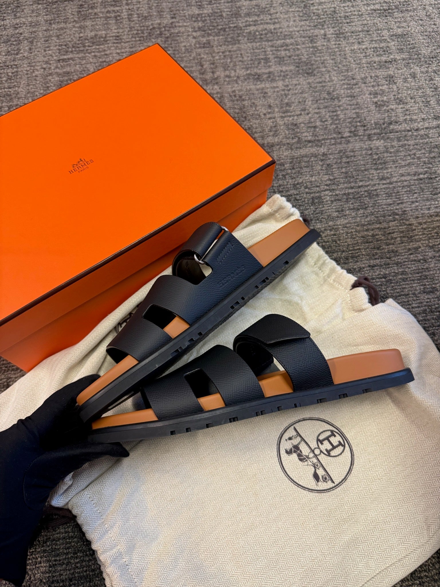Size 42.5 - Hermès Chypre Sandals - Black & Natural image 3