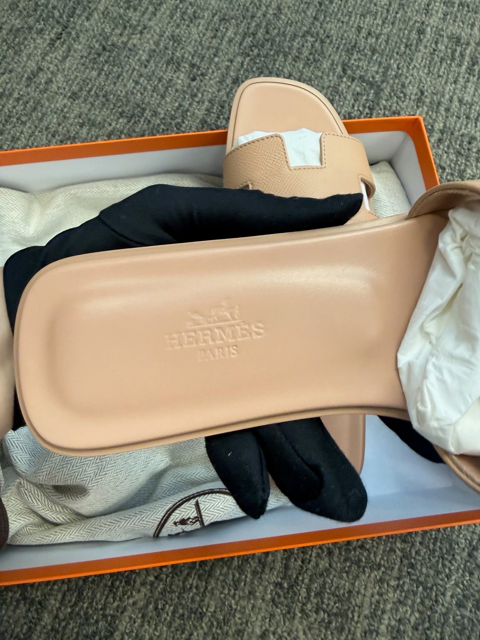 Size 38 - Hermès Oran Sandals - Nude Pink image 3