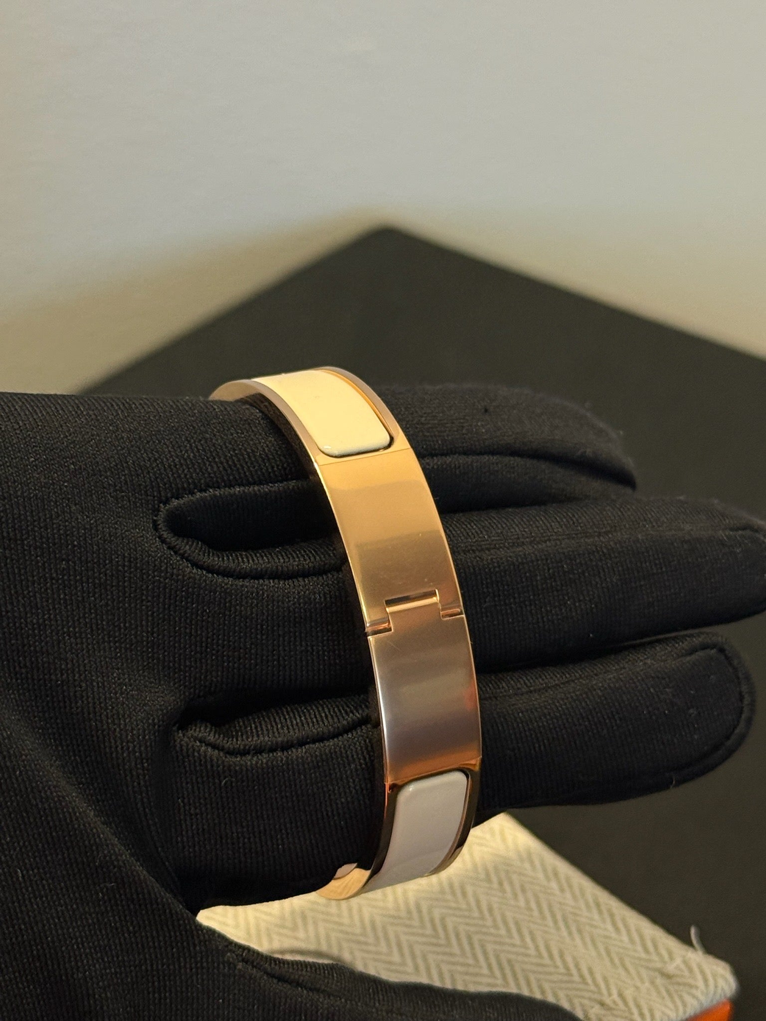 Hermès Clic H Bracelet - Cream image 3