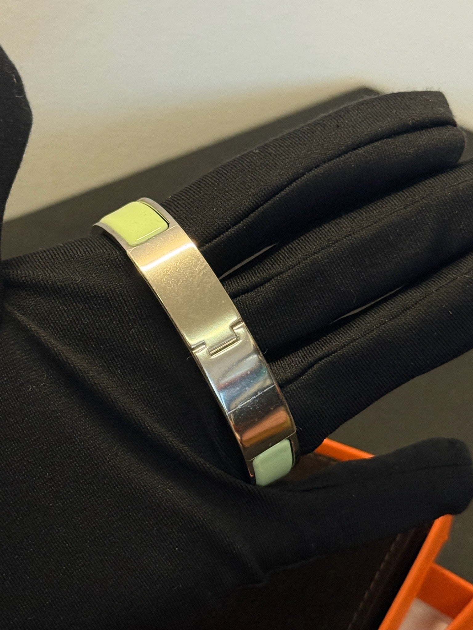 Hermès Clic H Bracelet - Vert Amande image 3