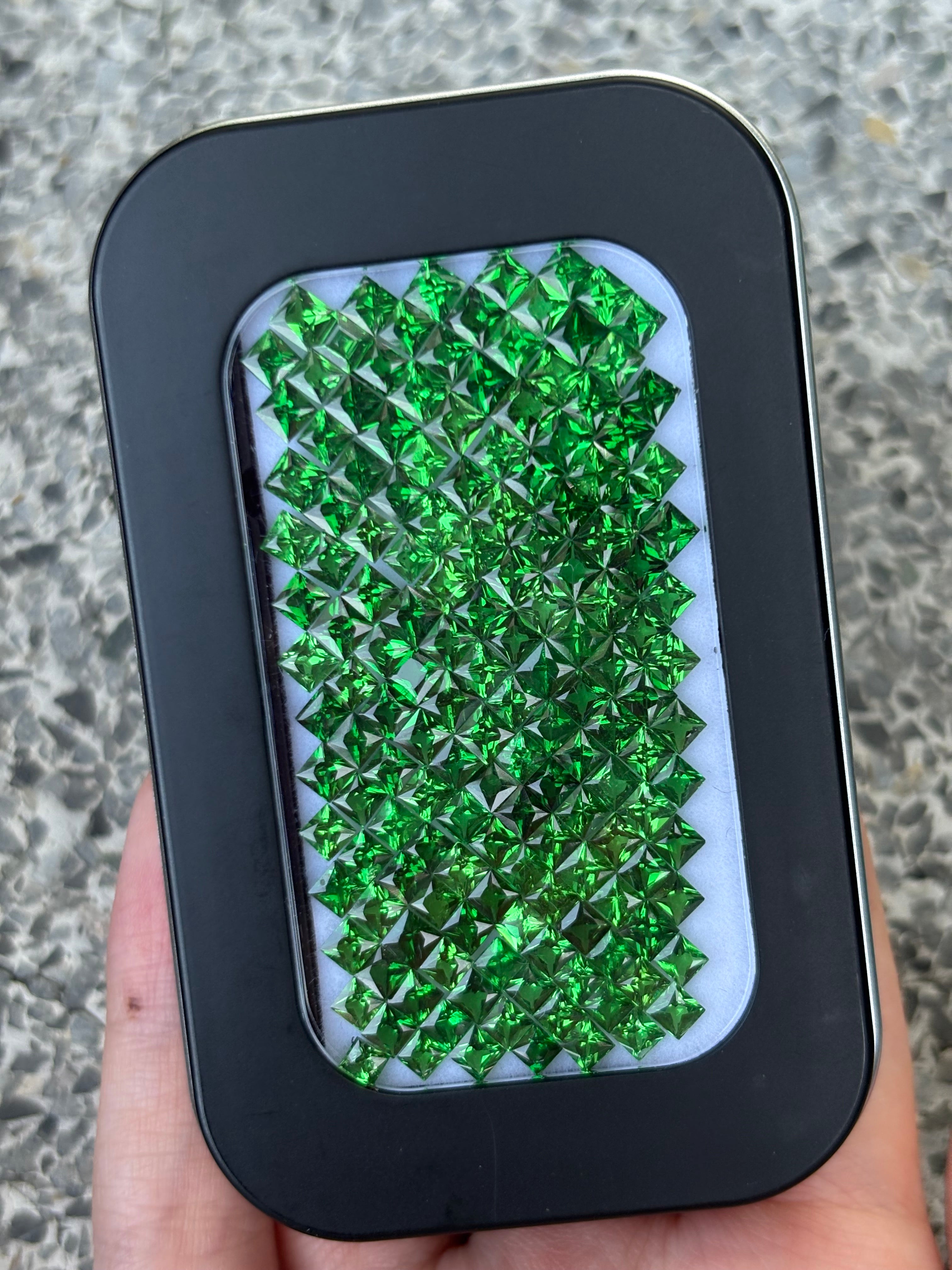 26.52ct Tsavorite Princess Set (3mm) DXBCS3875