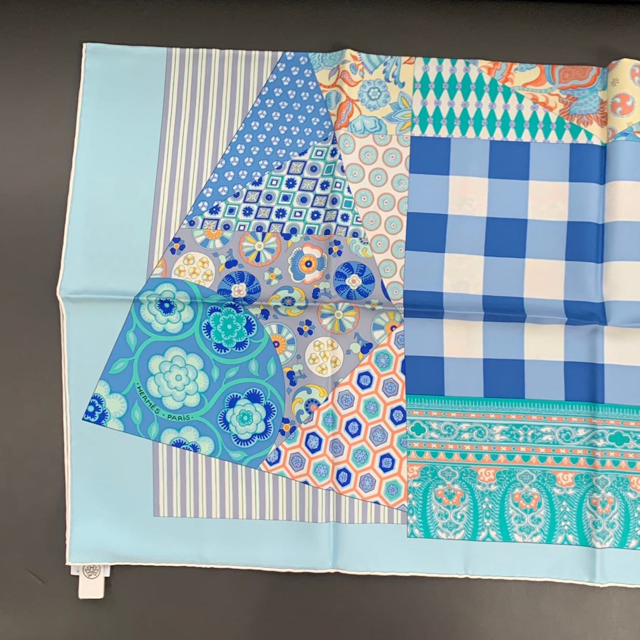 Hermès Carré 90 Scarf La Vie du Grand Air image 4