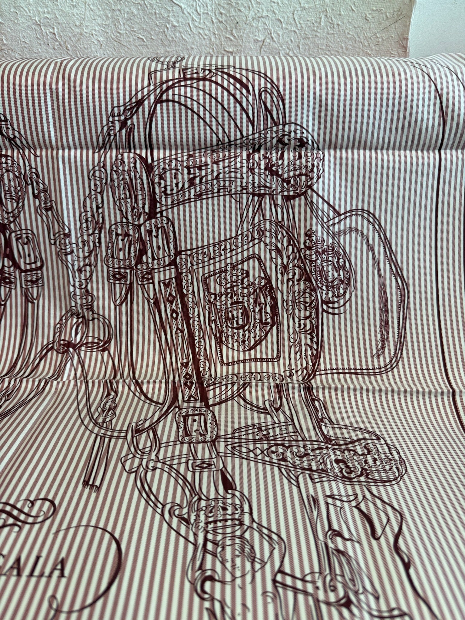 Hermès Carré 90 Scarf Brides de Gala Rose Rose / Burgundy image 4