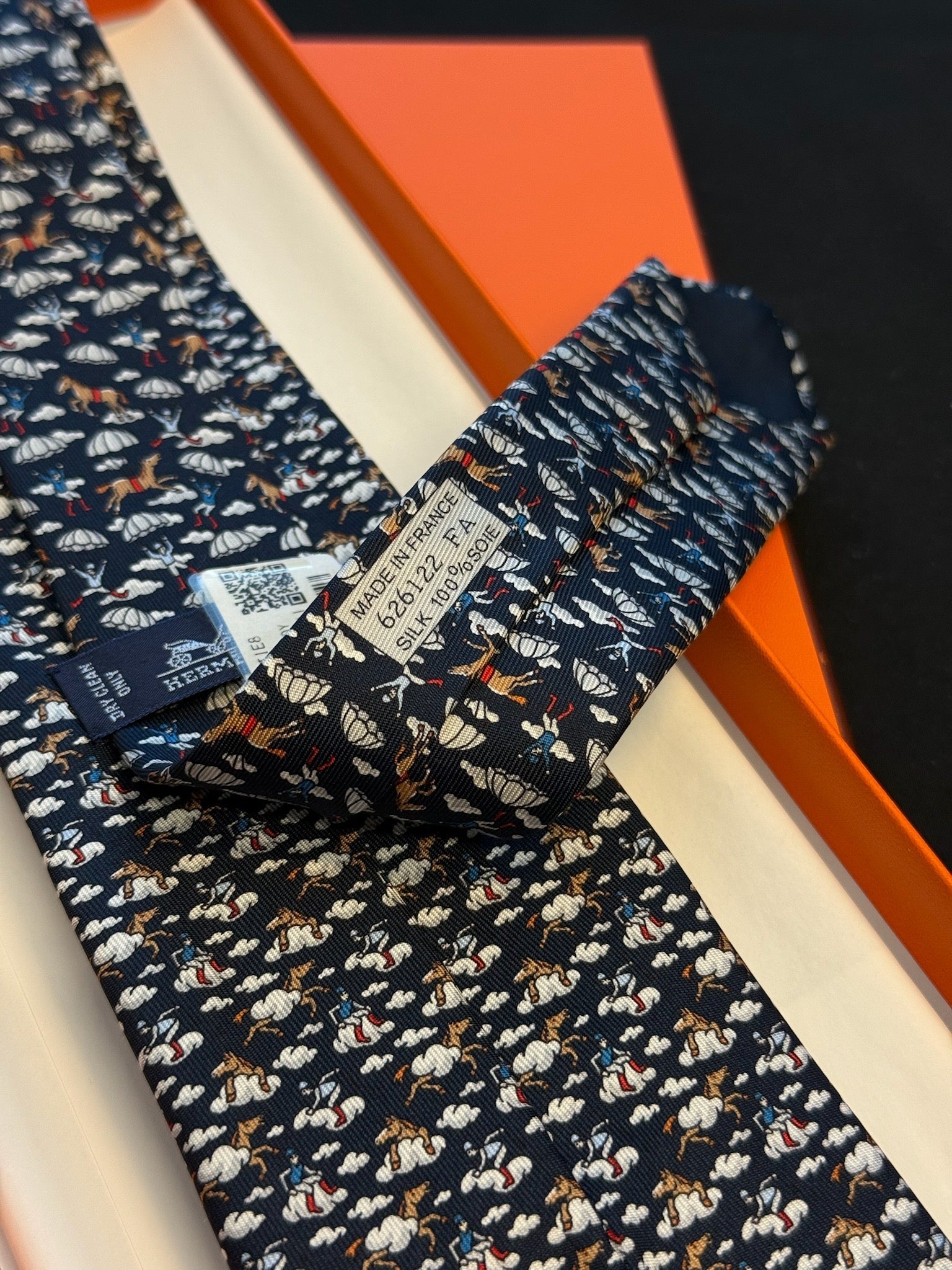 Hermès Marine Le Manège Silk Tie – Foncé / Bleu image 4