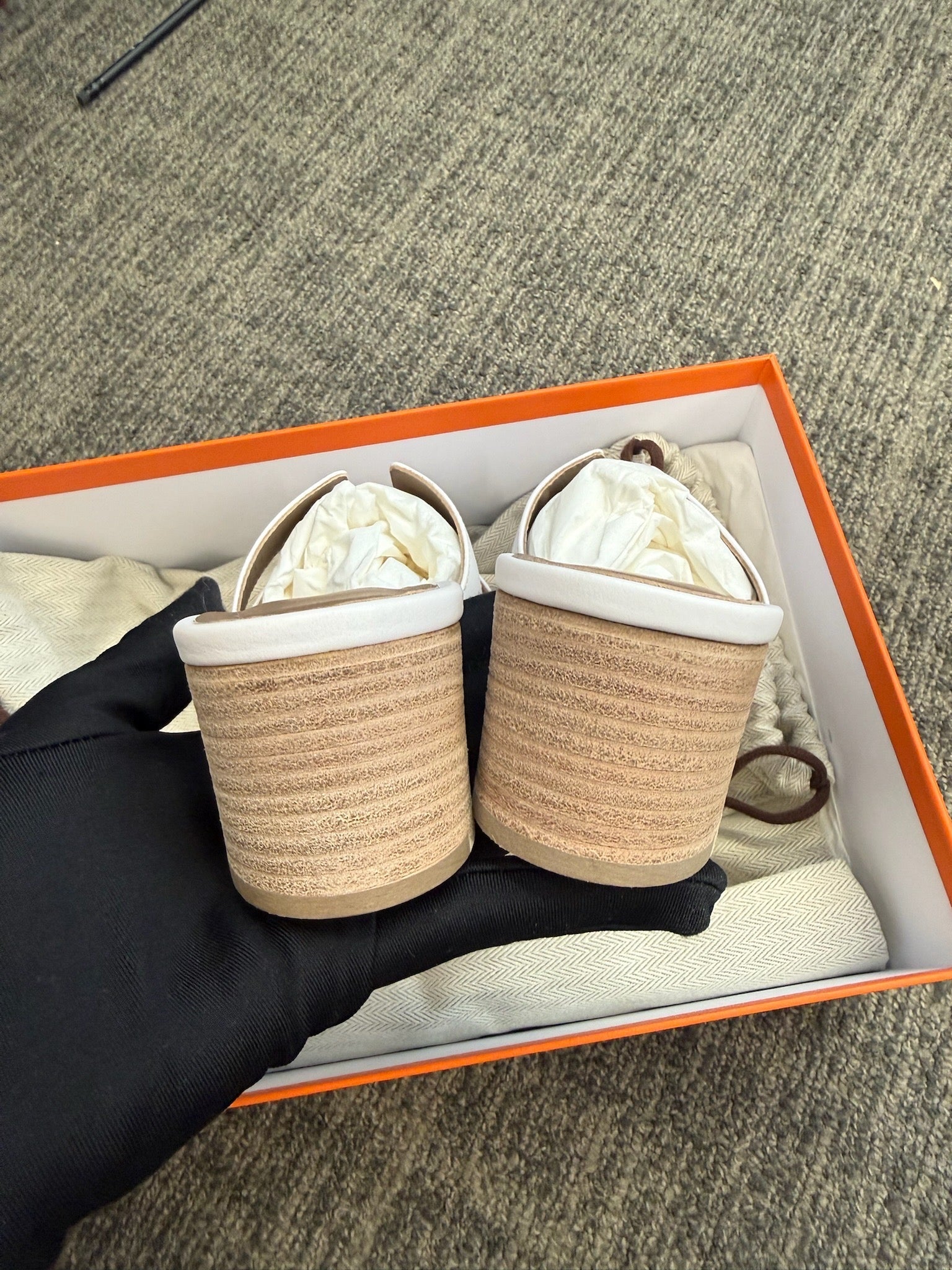 Size 40 - Hermès Oasis Sandals - White image 4