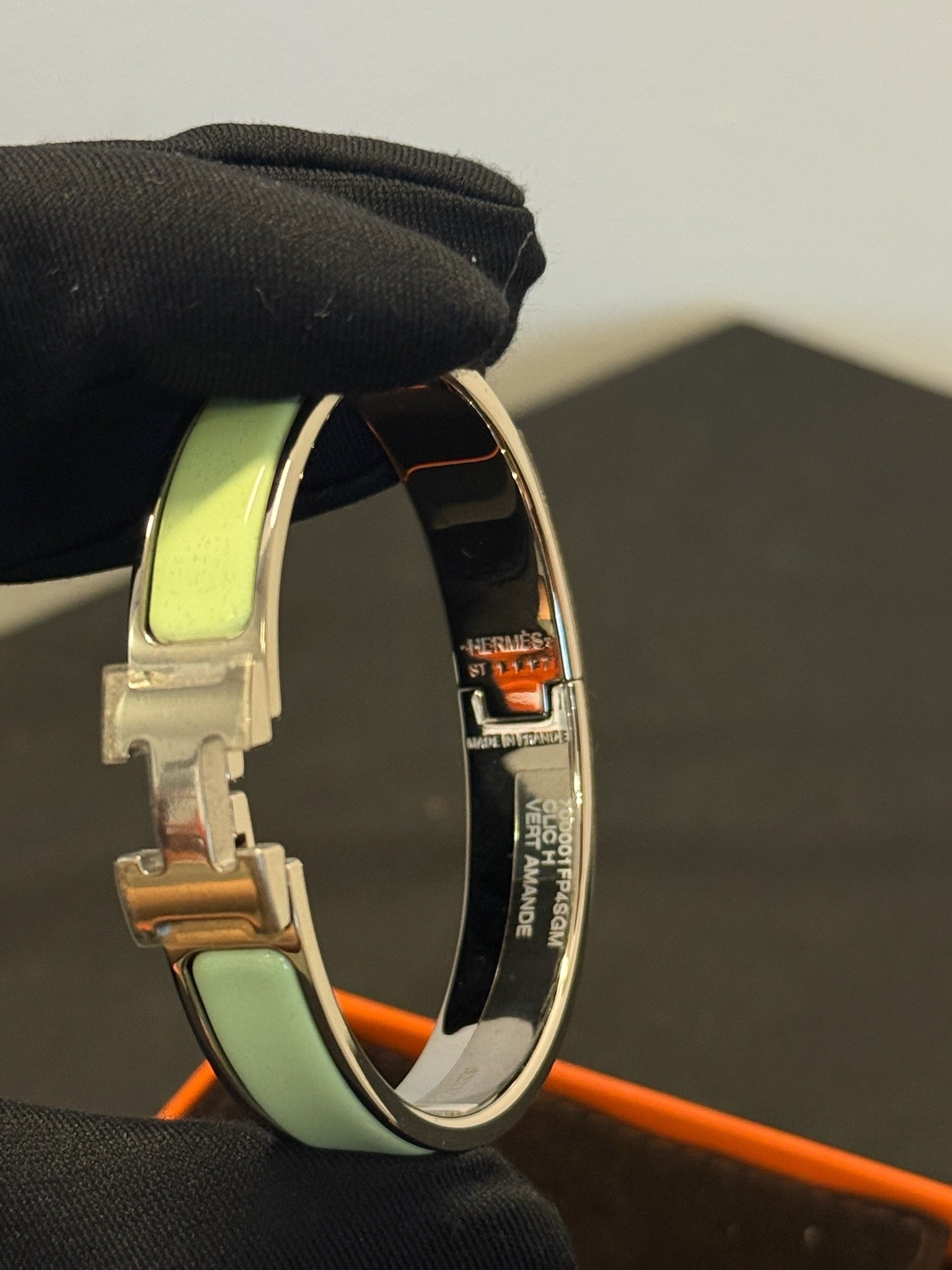 Hermès Clic H Bracelet - Vert Amande image 4