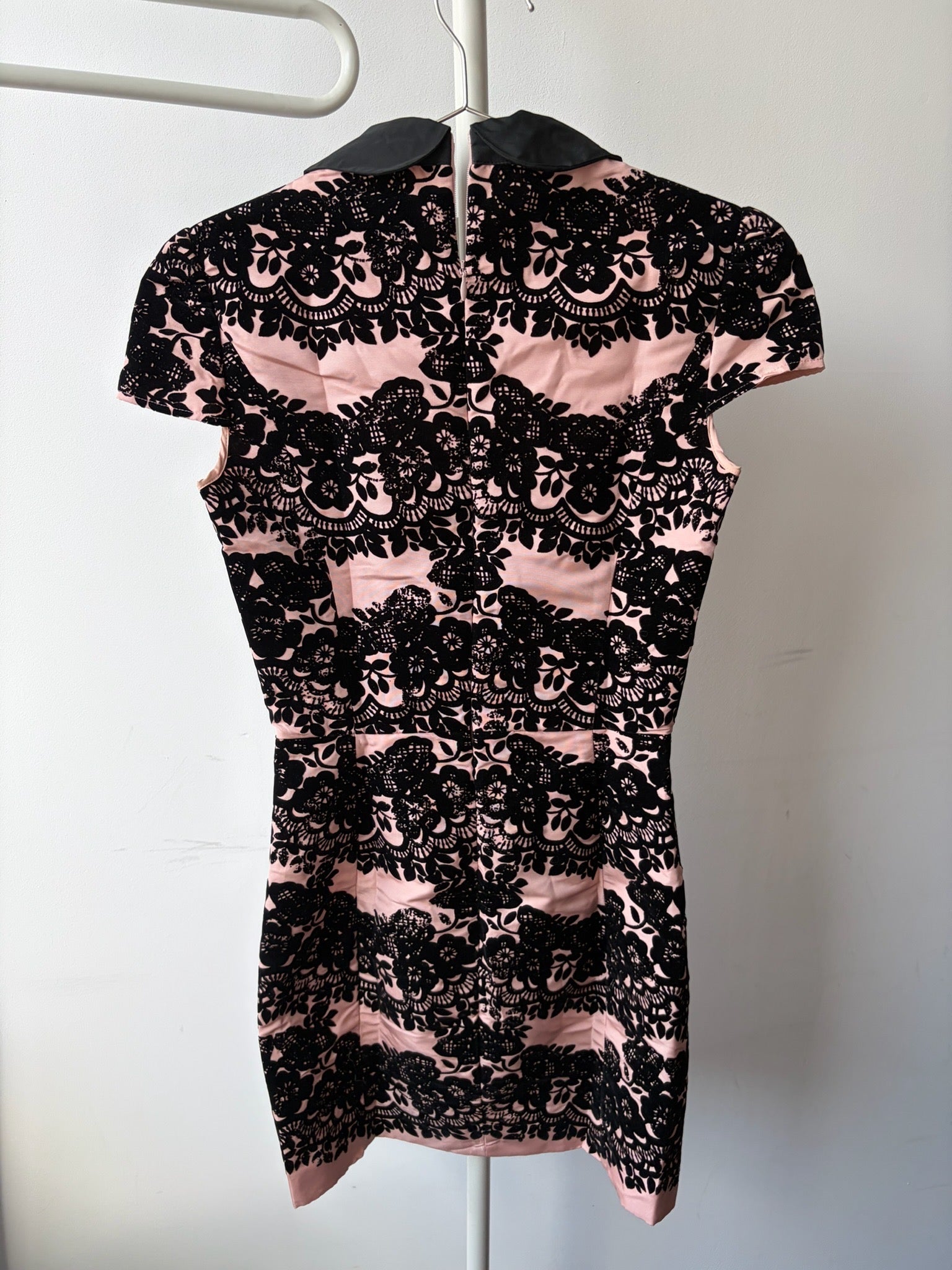 Red Valentino Pink and Black Lace Dress image 4