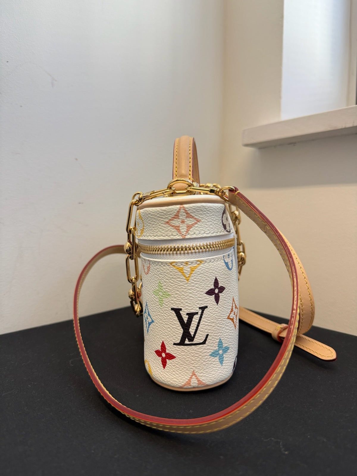 Louis Vuitton x Murakami Vanity Chain Pouch - Multicoloured image 4