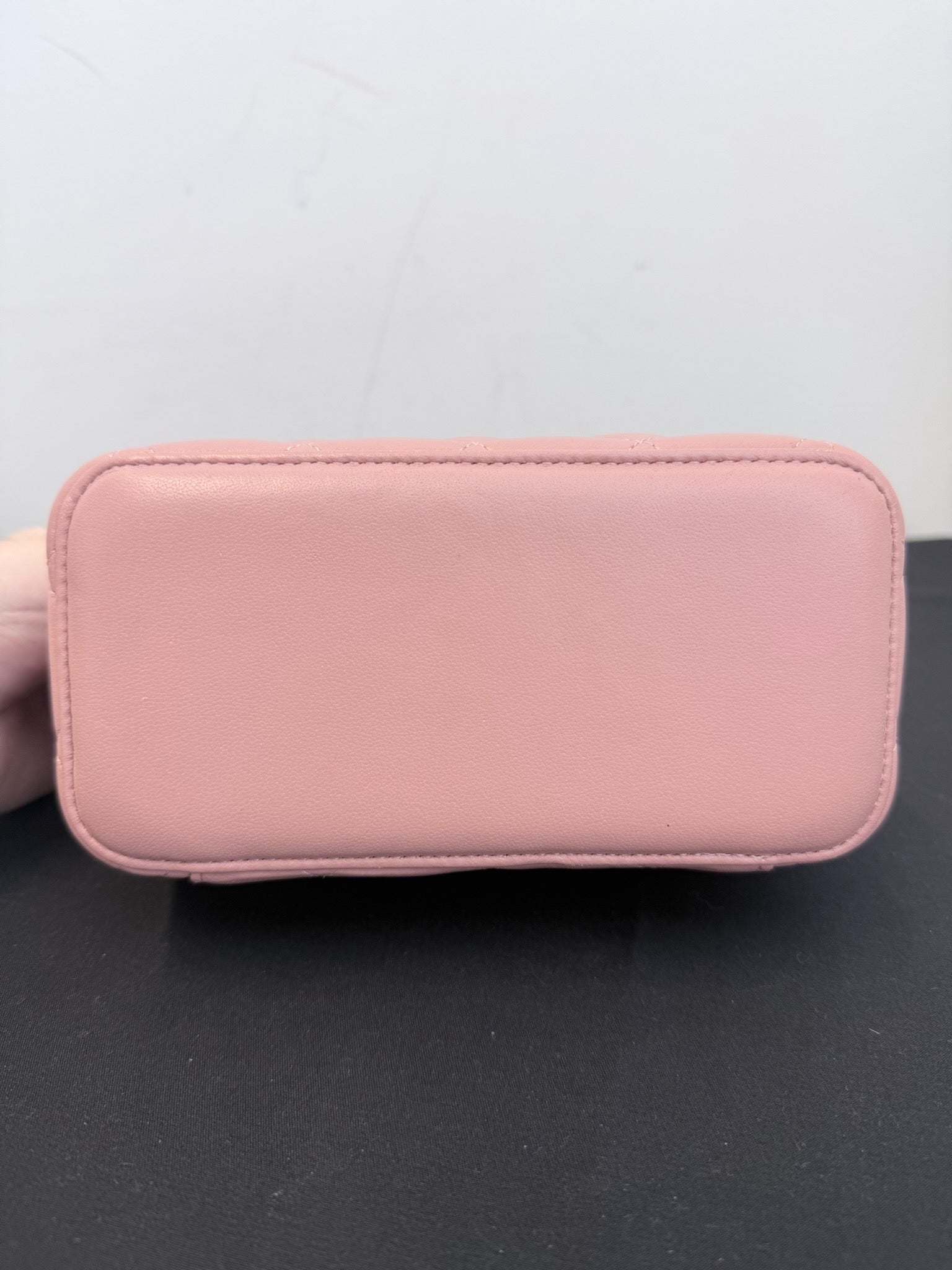 Chanel Pink Lambskin Vanity Case with Gold Hardware image 4