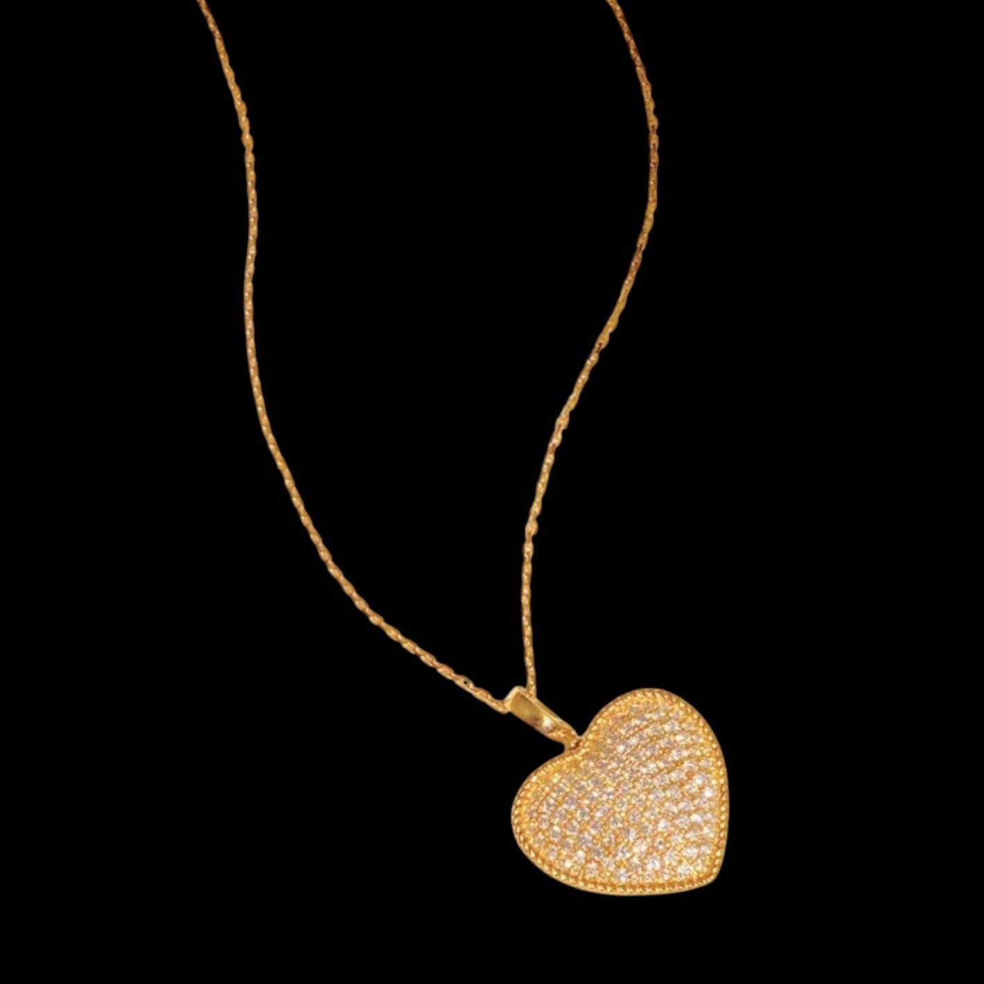 1.00ct White Diamond Heart Pendant Necklace set in 18K Yellow Gold