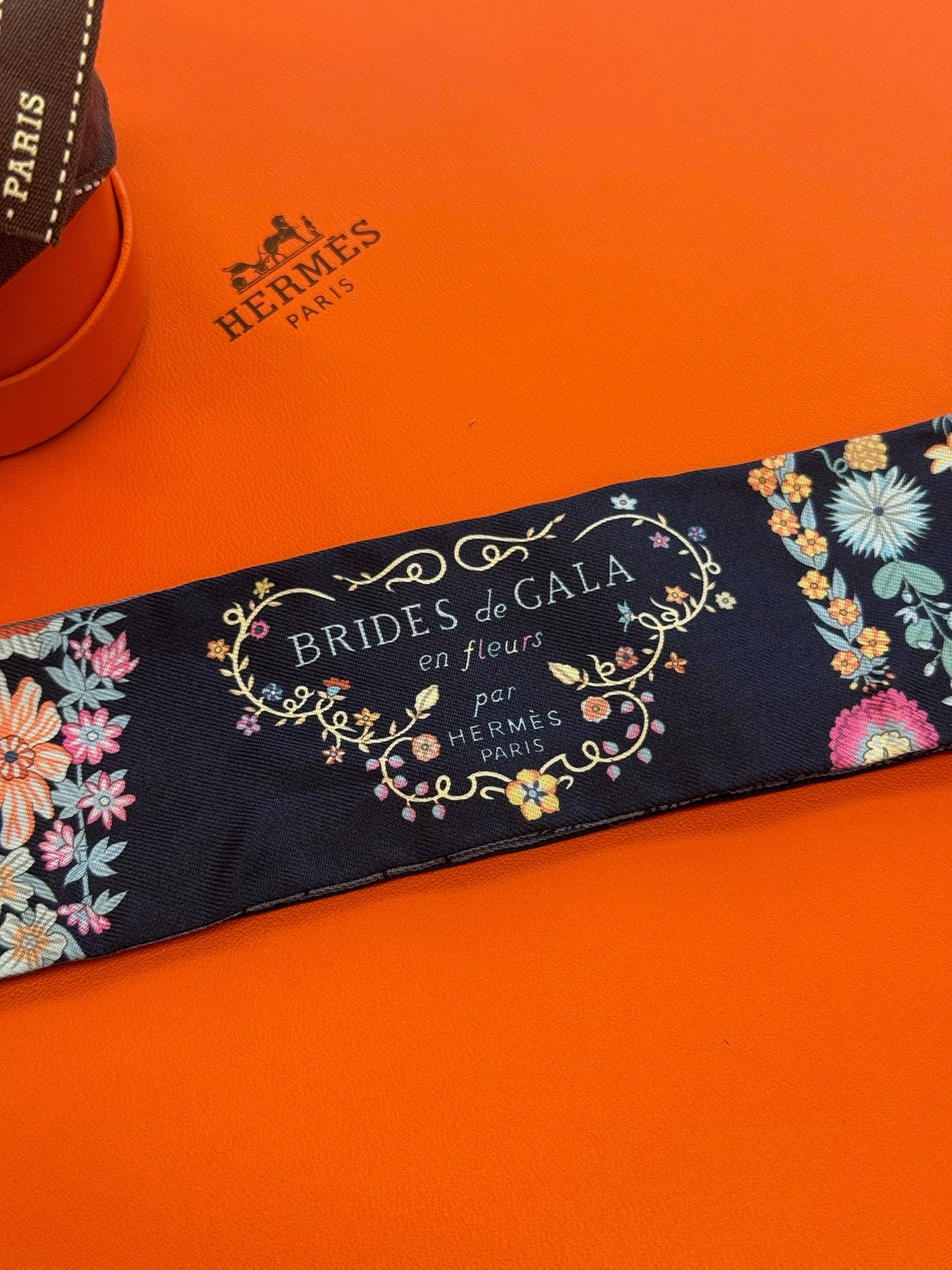 Hermès Twilly - Navy Floral Print image 5