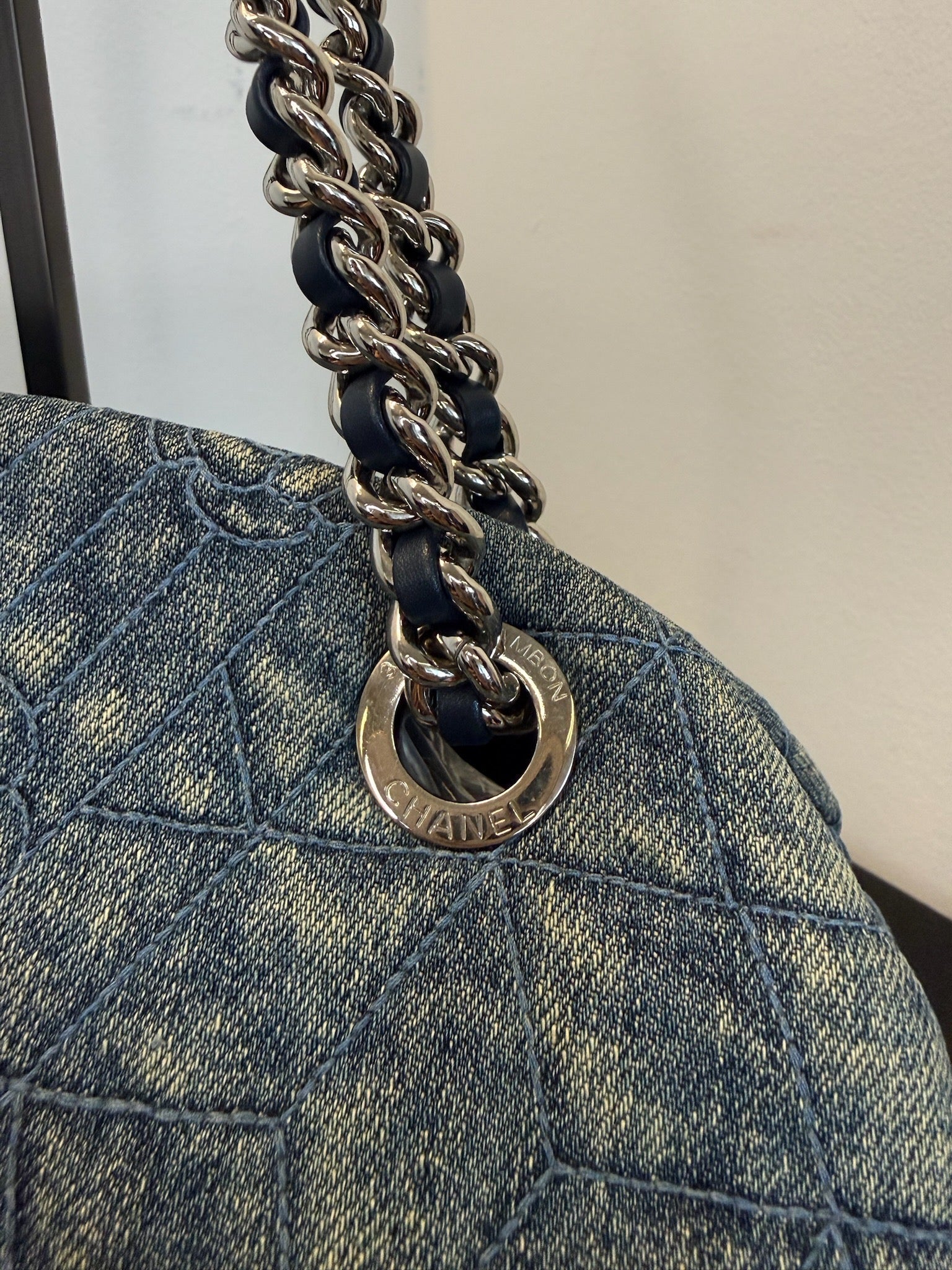 Chanel Denim Camellia Chain Shoulder Bag - Blue image 5