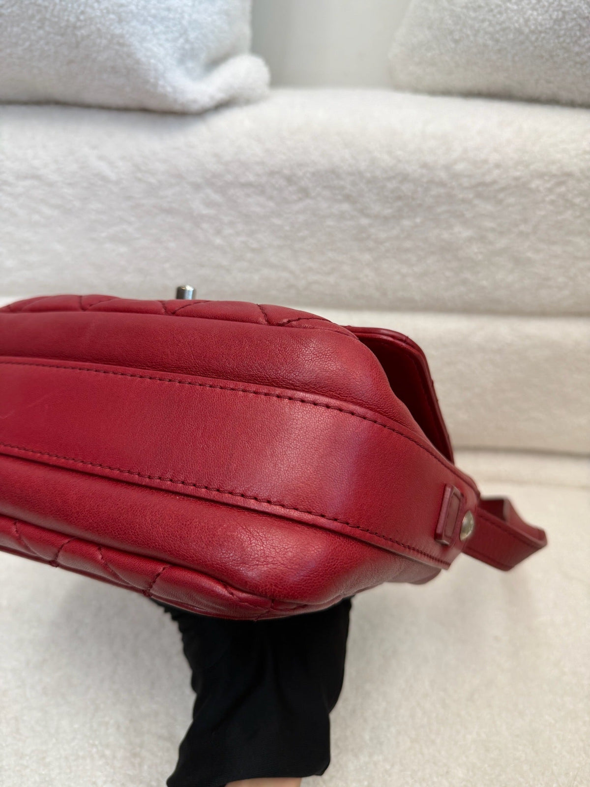 Chanel Quilted Flap Messenger Bag - Red image 6
