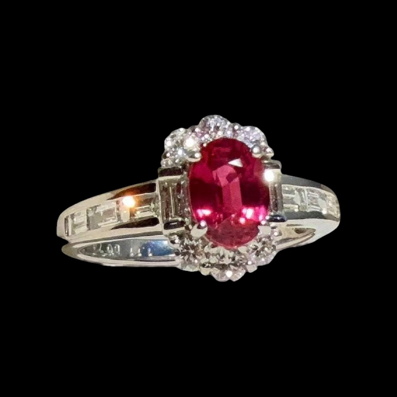 1.11ct Unheated Natural "Pigeon Blood" Ruby & 0.74ct Diamond Ring set in Platinum