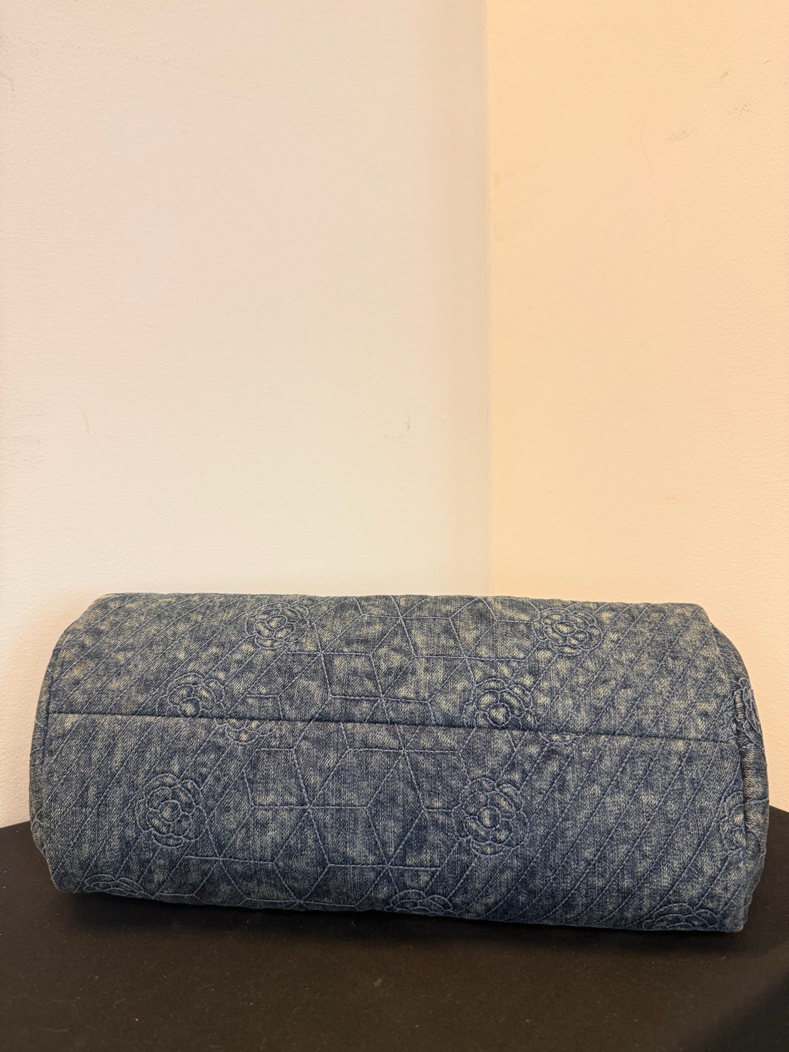 Chanel Denim Camellia Chain Shoulder Bag - Blue image 7