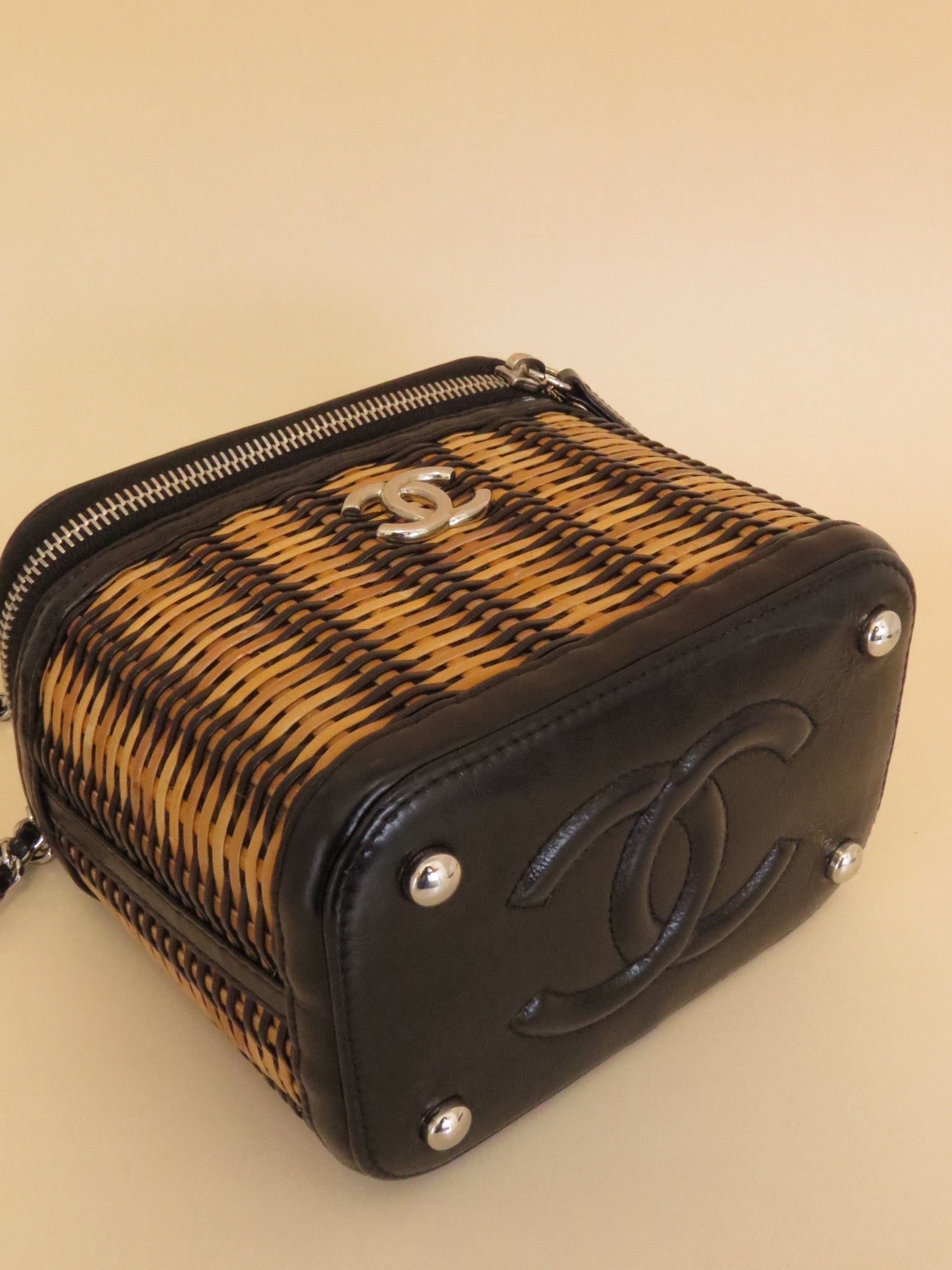 Chanel Woven Vanity Case - Black & Natural image 7
