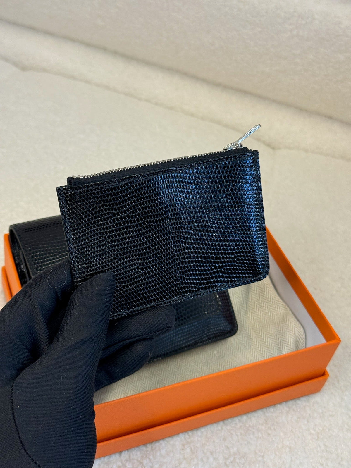Hermès Roulis Compact Wallet - Black image 8