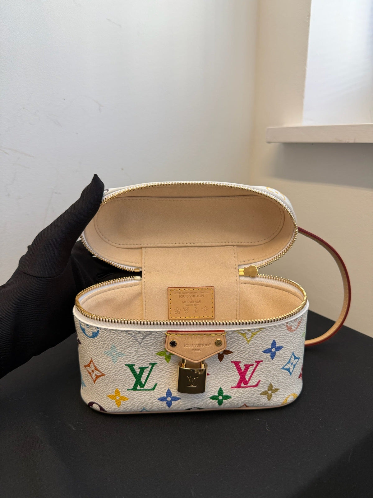 Louis Vuitton x Murakami Vanity Chain Pouch - Multicoloured image 9