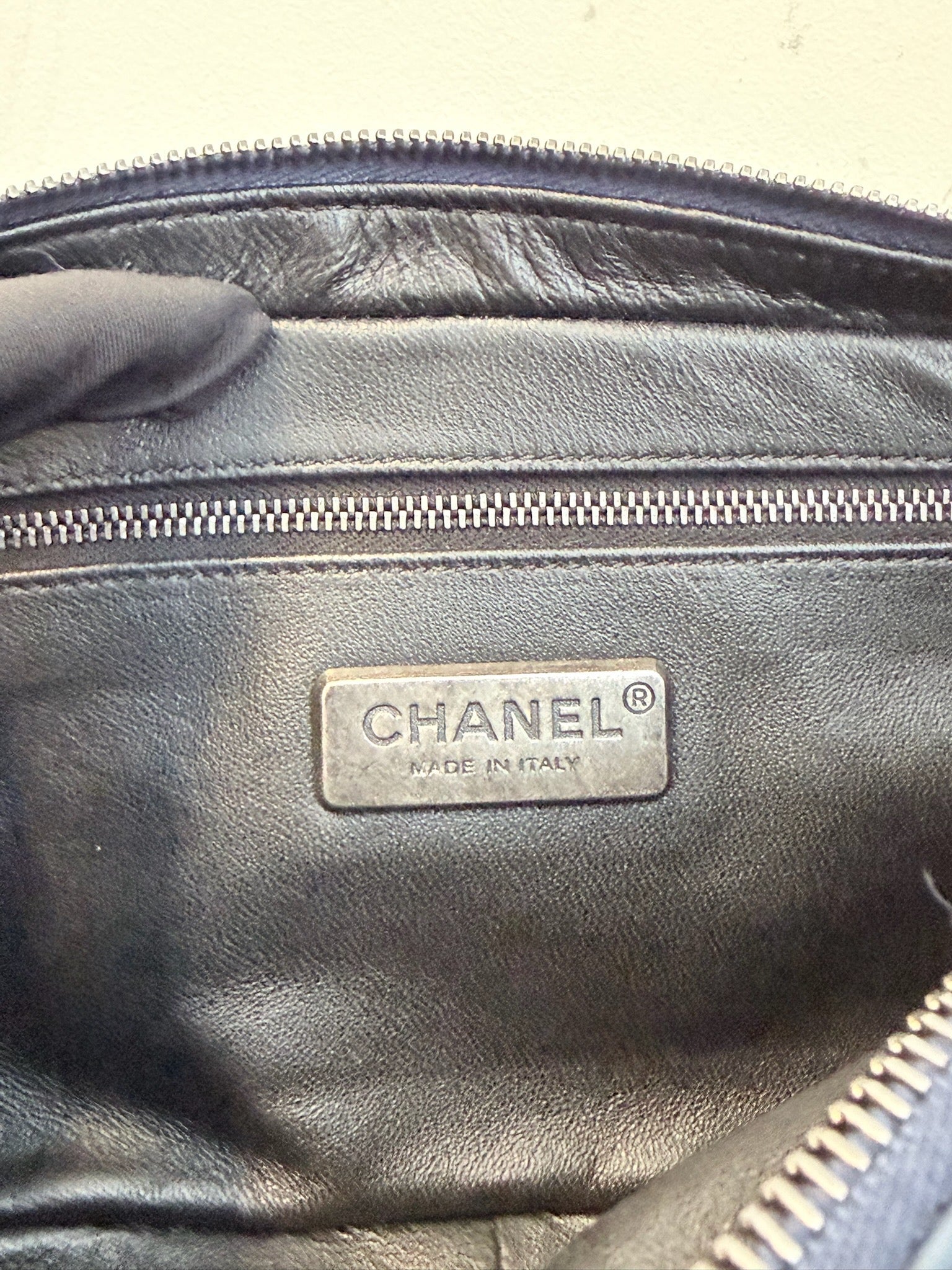 Chanel Blue-Black Gradient Fur Medium Classic Flap Bag image 9