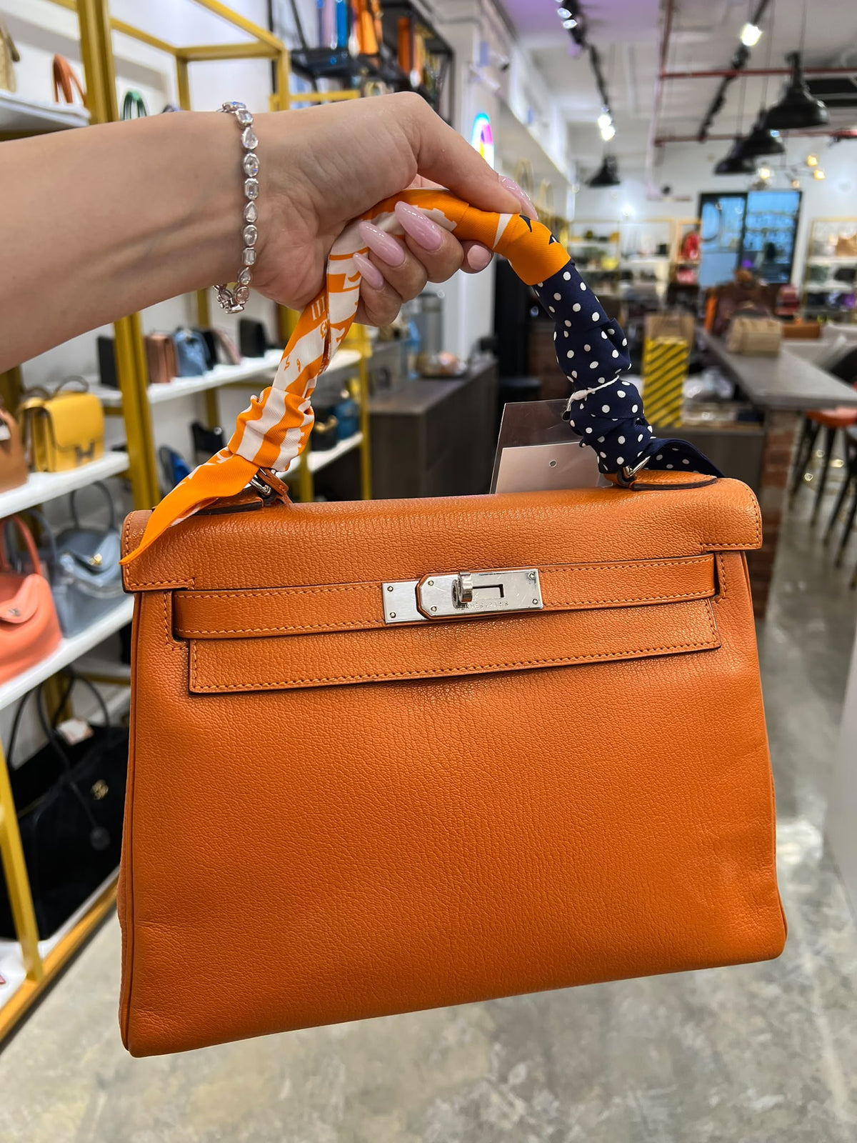 Orange Kelly 28 SYC2024