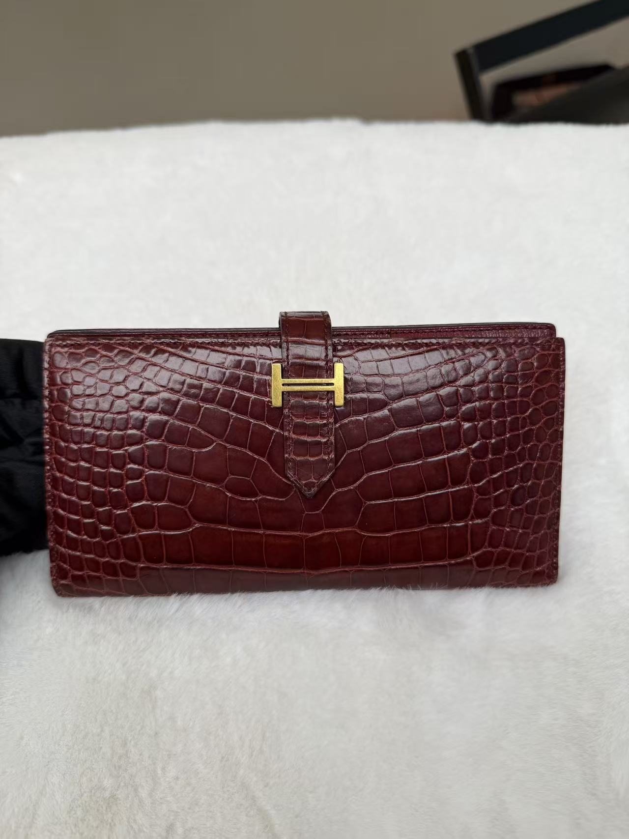 Hermes bearn Luxury Crocodile Embossed Leather Wallet - Burgundy