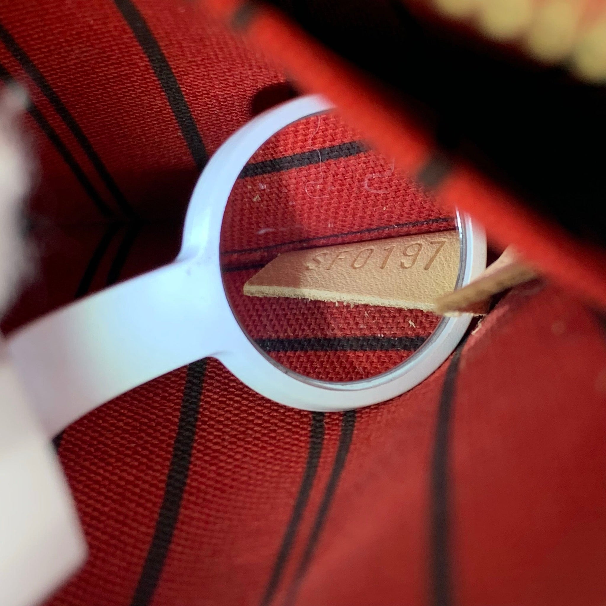 Louis Vuitton Neverfull MM Monogram Red Interior Tote Bag image 10