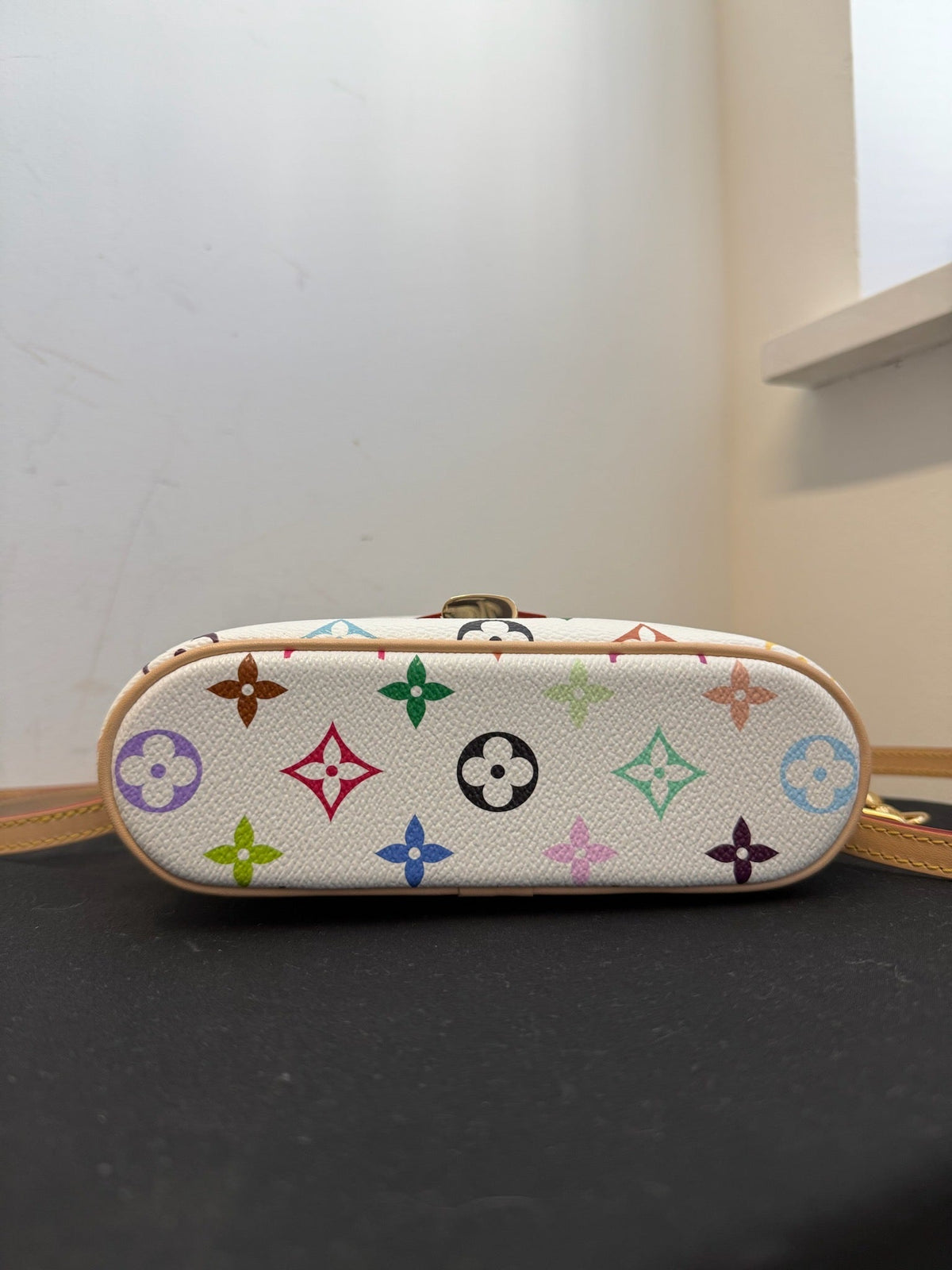 Louis Vuitton x Murakami Vanity Chain Pouch - Multicoloured image 11