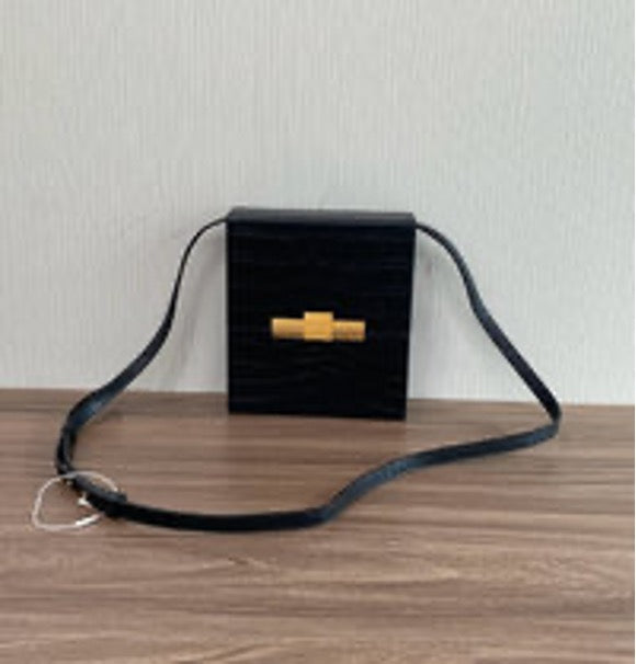 BV/Bottega Veneta Black Gold Crocodile Embossed Shoulder/Crossbody Box Bag 3032607050923