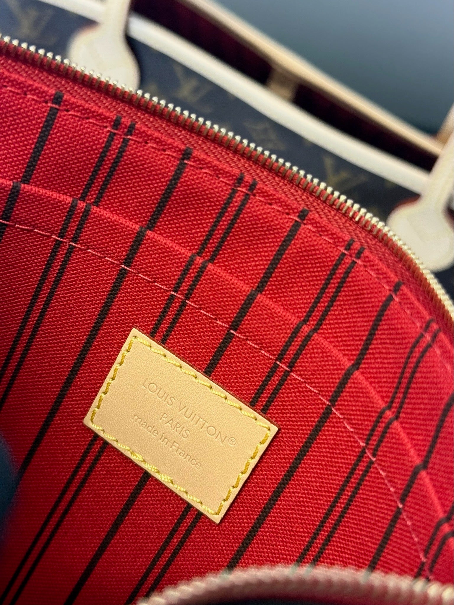 Louis Vuitton Neverfull MM - Monogram Canvas image 12
