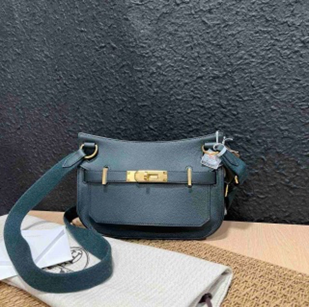 Hermes Jypsiere mini pine green B-cut charm US630235