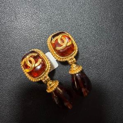 CHANEL 1996 Red Glass Clip-on Earrings NH606034