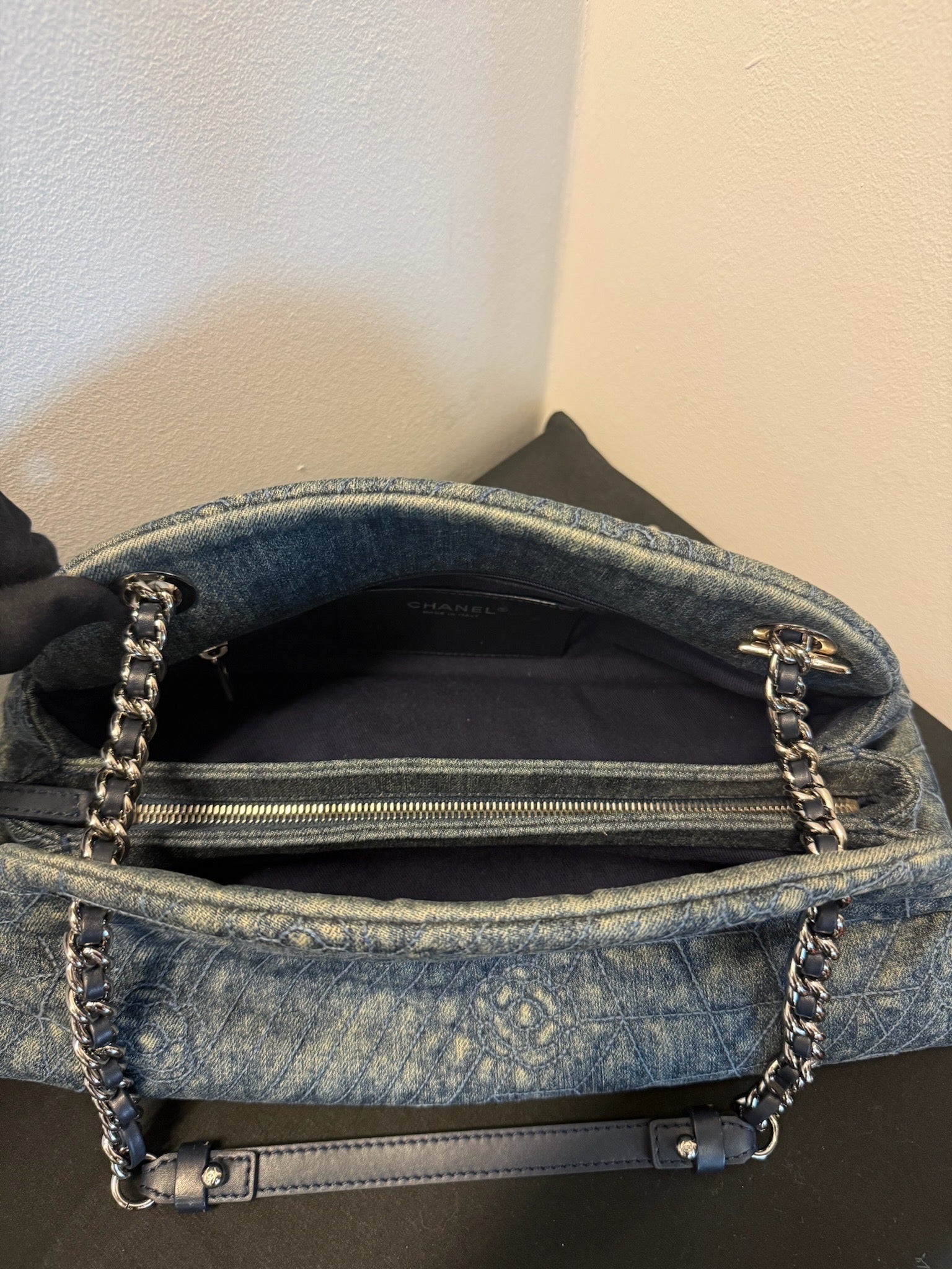 Chanel Denim Camellia Chain Shoulder Bag - Blue image 13