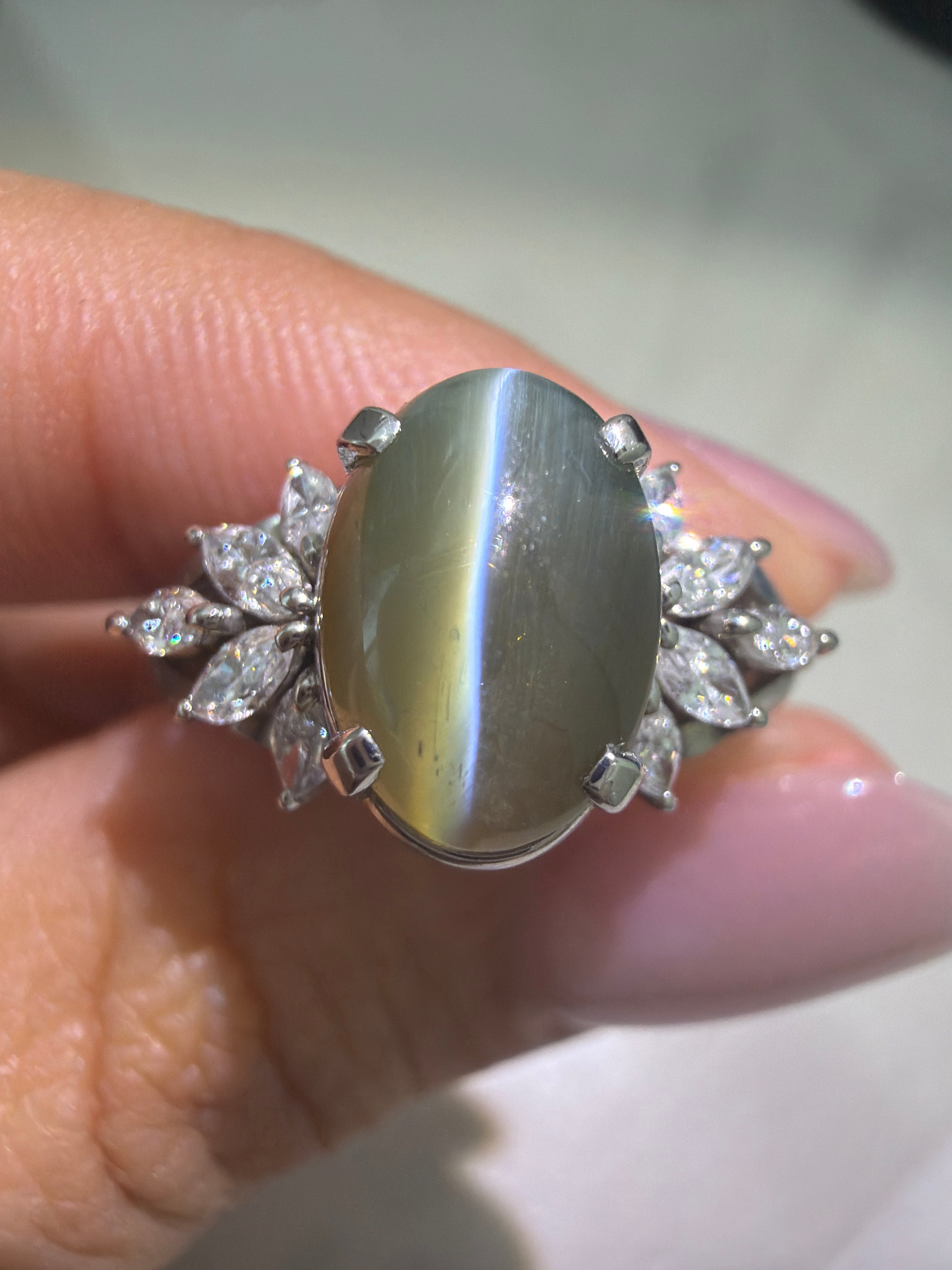 Cat’s Eye Ring in PT900, CE3.64ct D0.36ct 1072 JJC0625