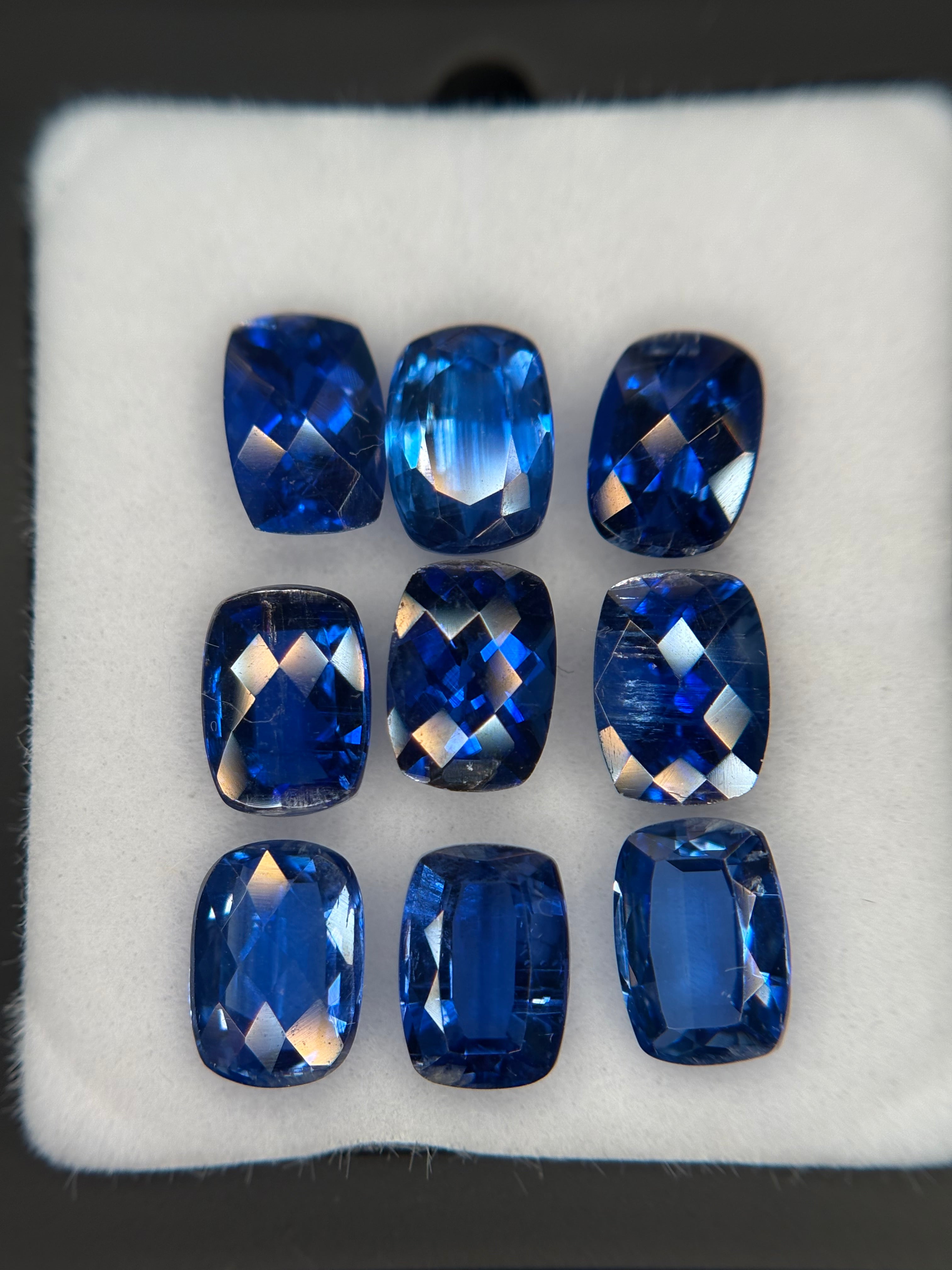 10.40ct Royal Blue Kyanite Cushion 7x5 (9 pcs) THAIC0526