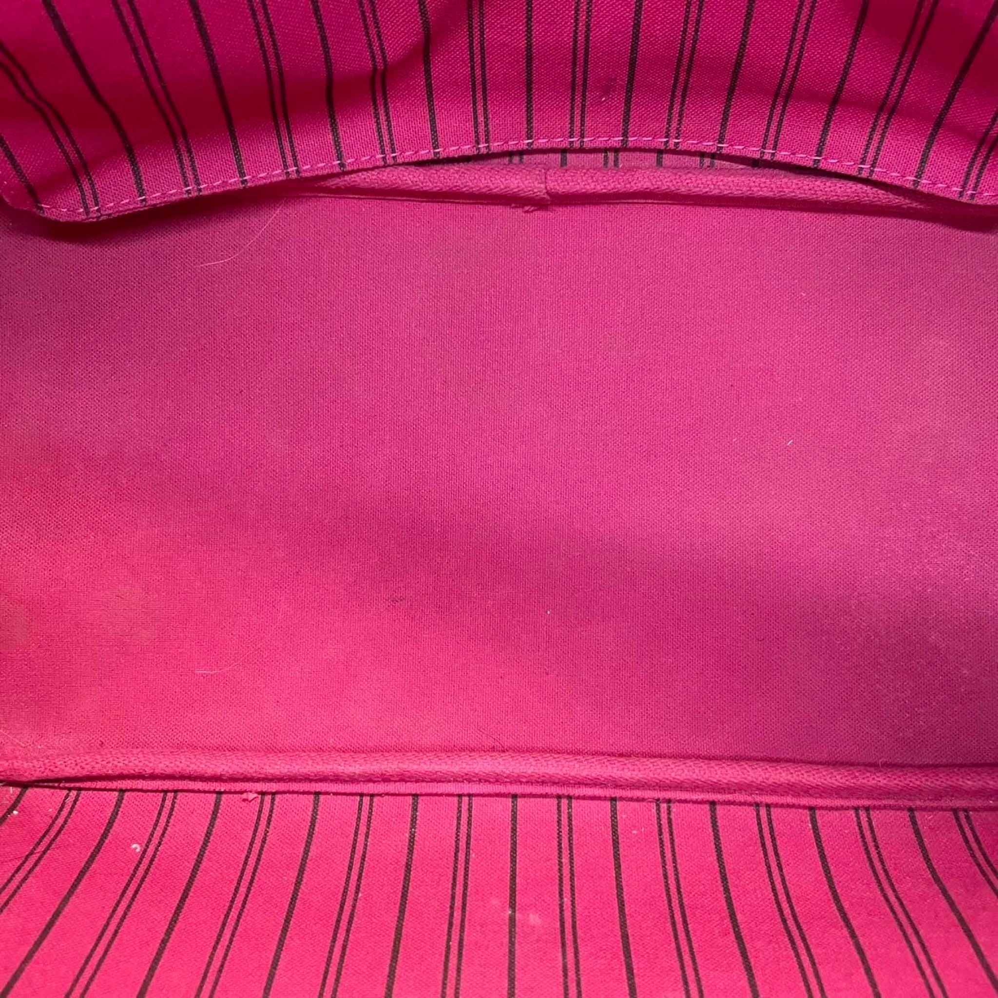Louis Vuitton Neverfull MM - Monogram image 16