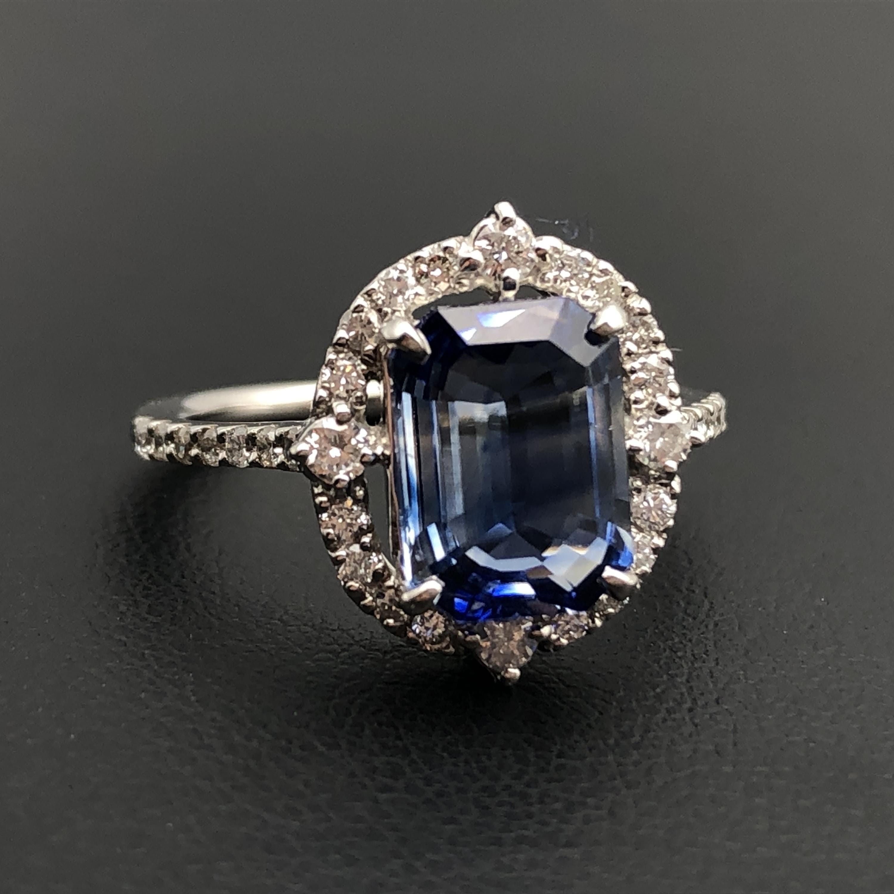Custom Jewelry 1P Sapphire & Diamond Ring, S(2.197ct), D(0.33ct), PT900, 4.3g, US Size 6, Sorting Included C297094