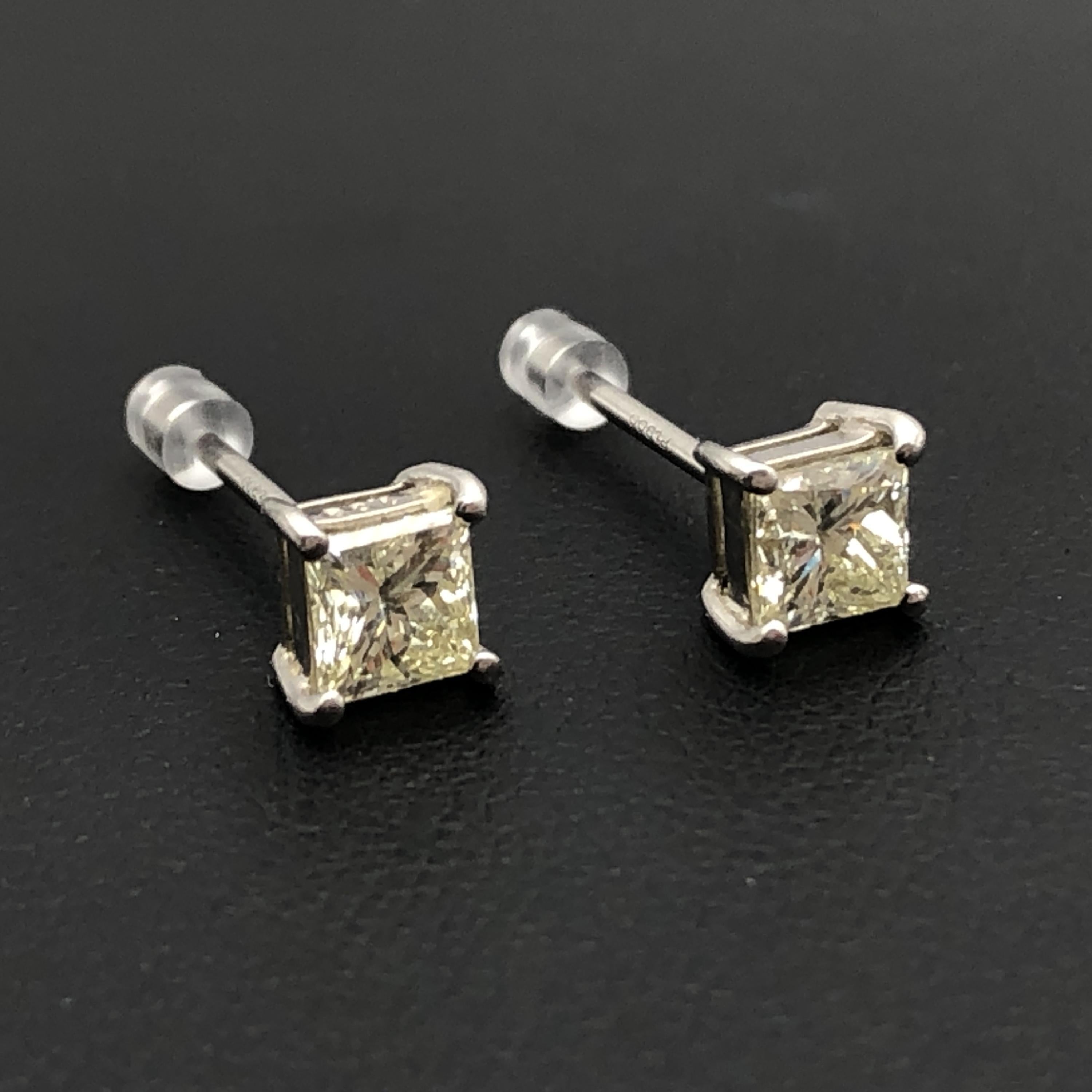 Custom Jewelry Diamond Earrings, D (1.09ct), PT900, 1.4g C355957